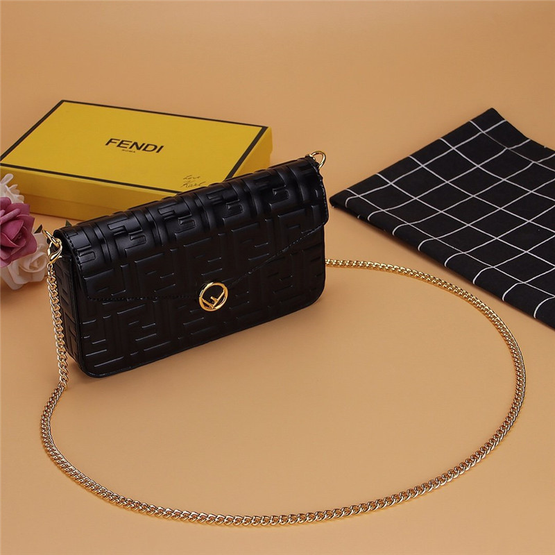 Fendi three-piece wallet - Replicaclubs