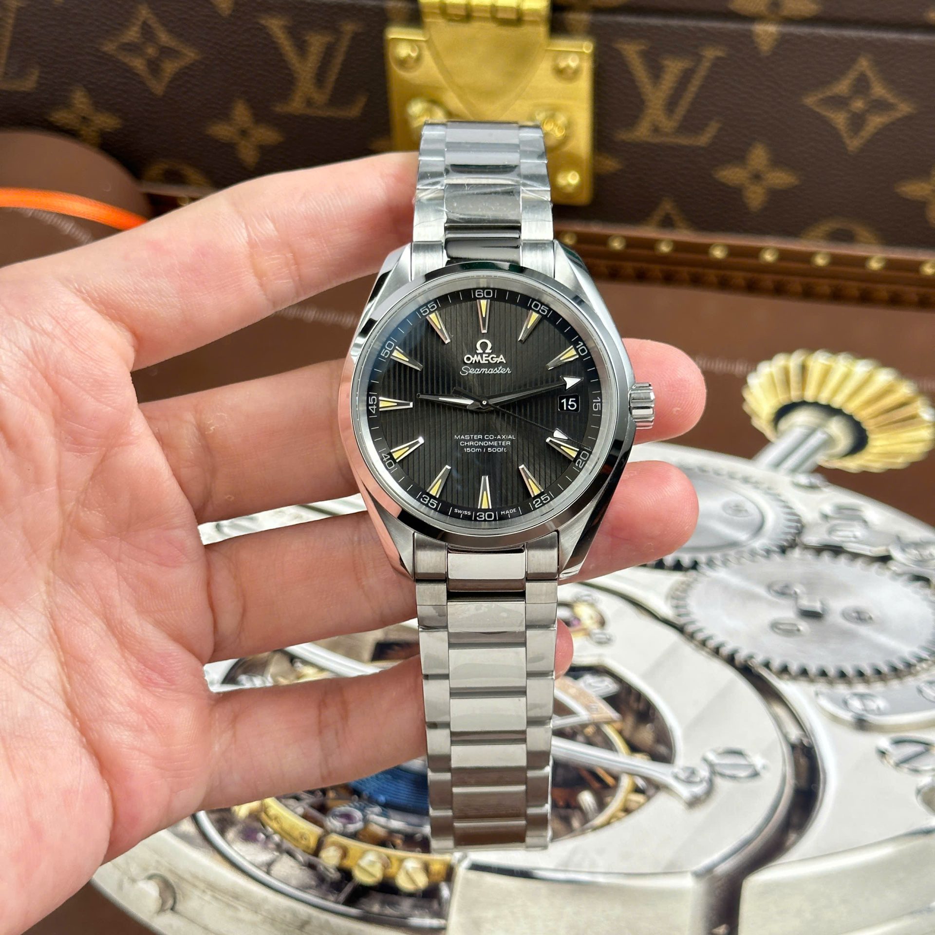 Omega Seamaster Aqua Terra 150M Best Replica Watches Green Dial Metal Wire VS Factory 41mm - Elite Watch Atelier