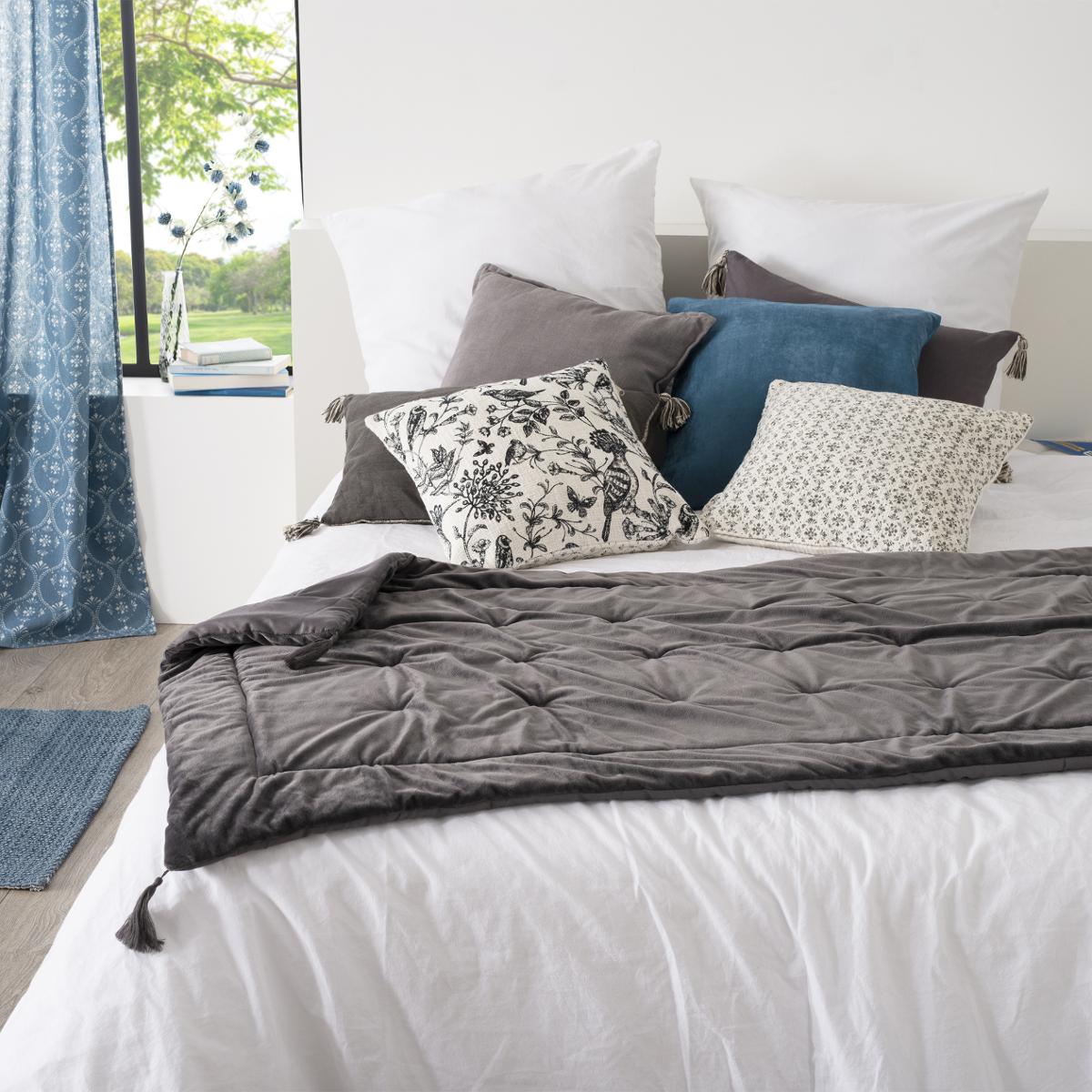 Quilt "Sonia", velvet Grey, 80x180 cm