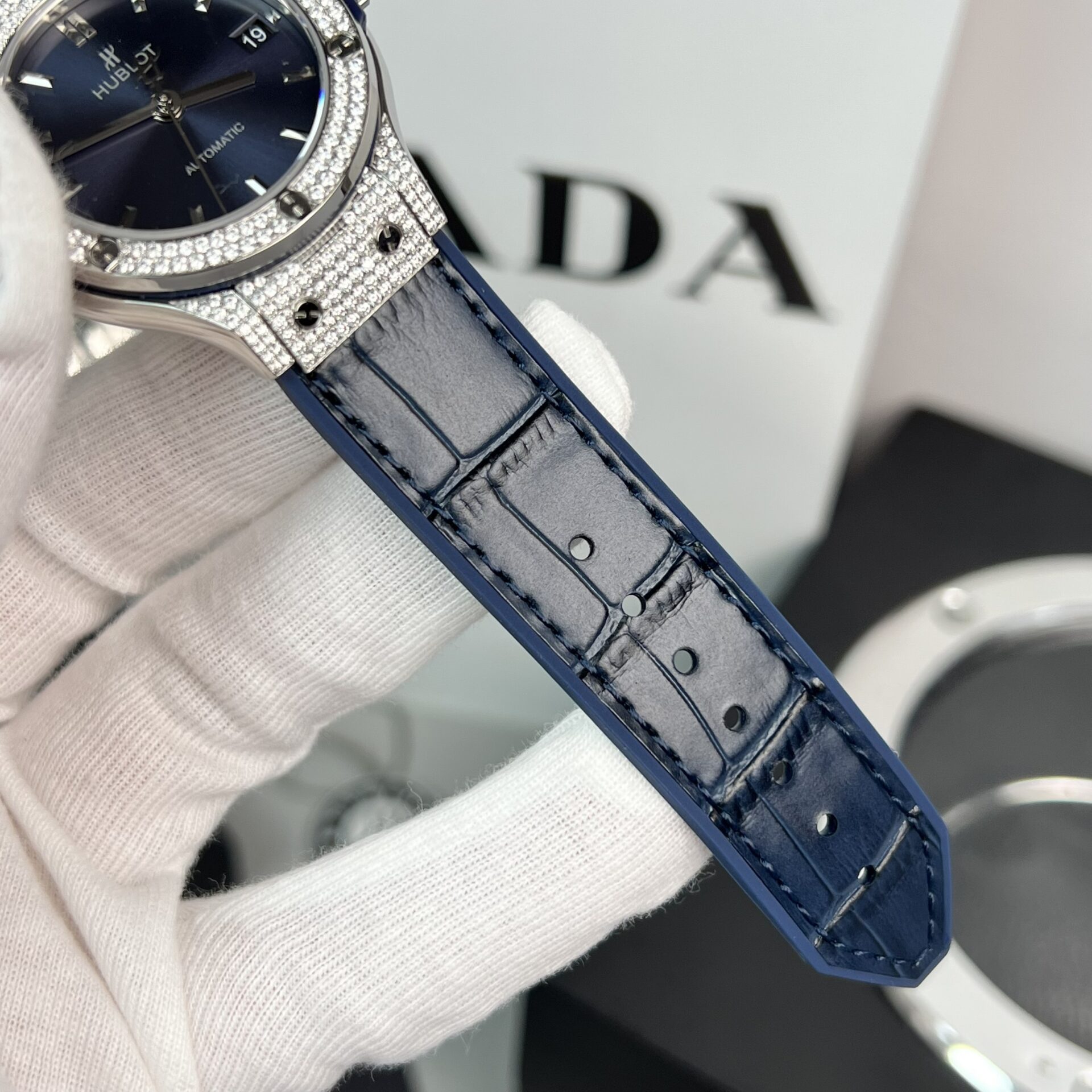 Hublot Classic Fusion Replica Watch Moissanite Diamond Blue 38mm - Top club