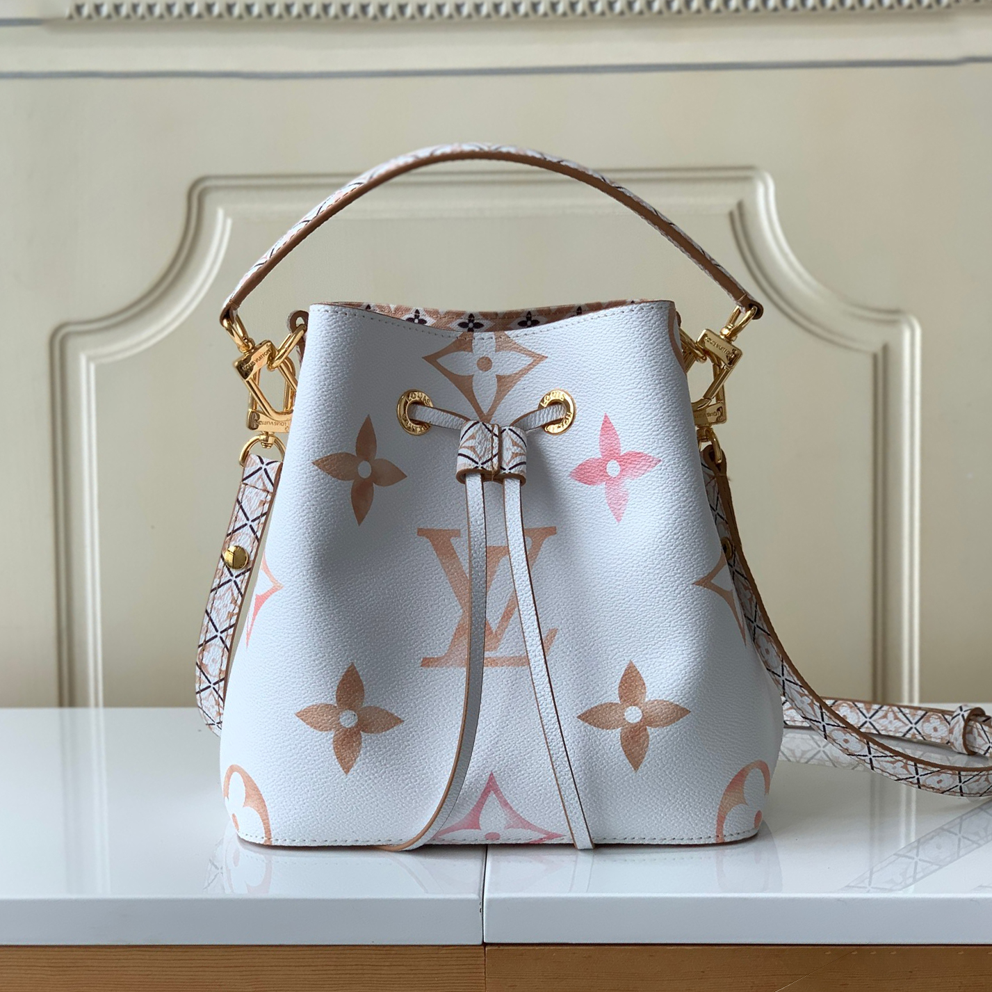 Louis Vuitton LV NéoNoé BB-Multiple collections1:1High-quality replica