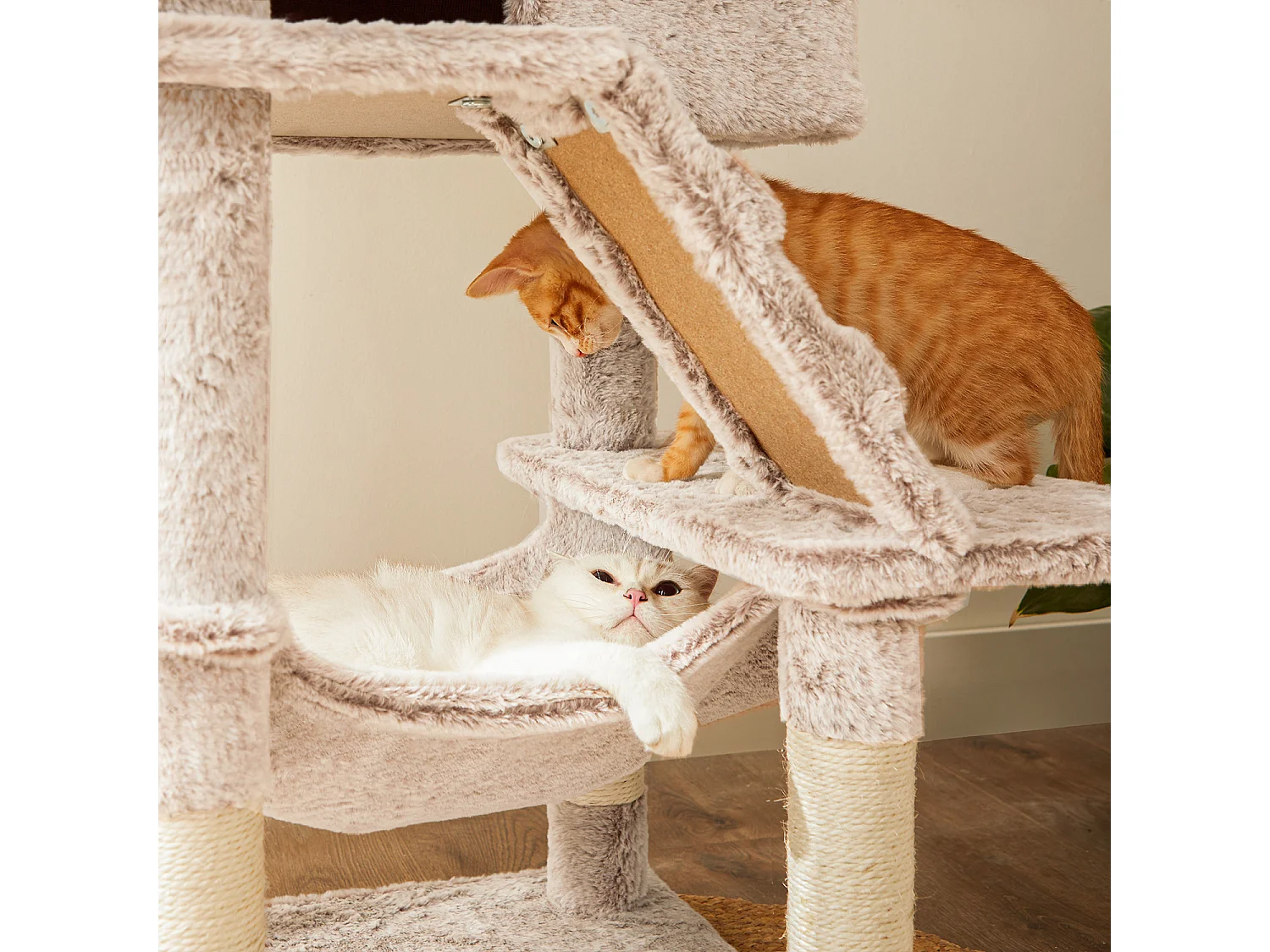 FEANDREA PCT162M01 Griffoir pour chat avec couvercle souple - Light Brown