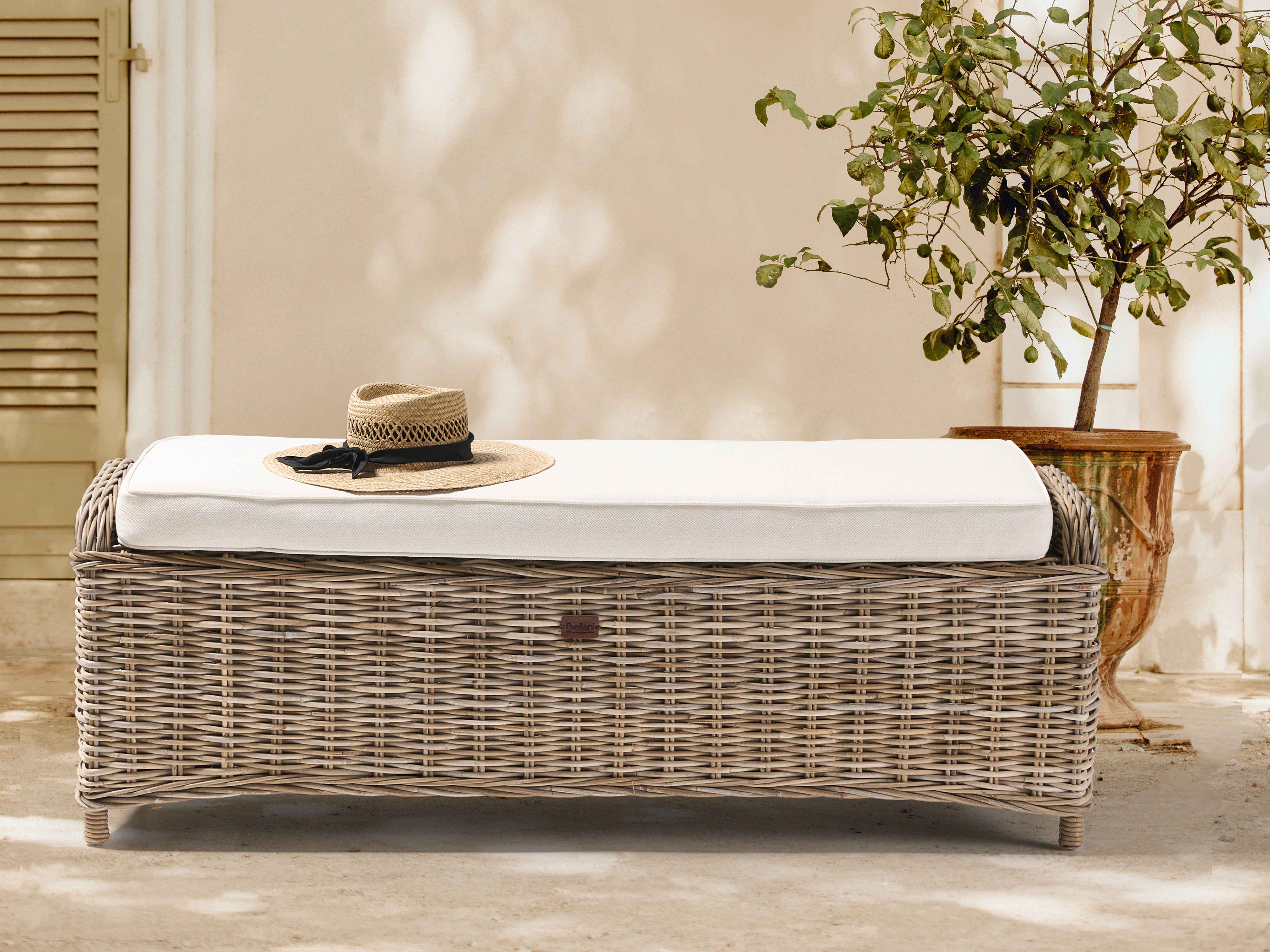 Garden Ottoman SUSUA 140 cm Rattan Natural