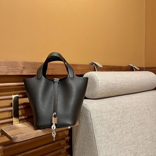 Hermès Picotin Replica Lock MM – Noir1:1High-quality replica