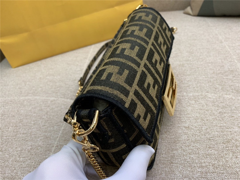 Fendi Baguette Jacquard FF Large - Replicaclubs