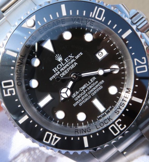 Replica Rolex Sea-Dweller DEEPSEA 116660 Black Ceramic Noob V7 SA3135 - Top club
