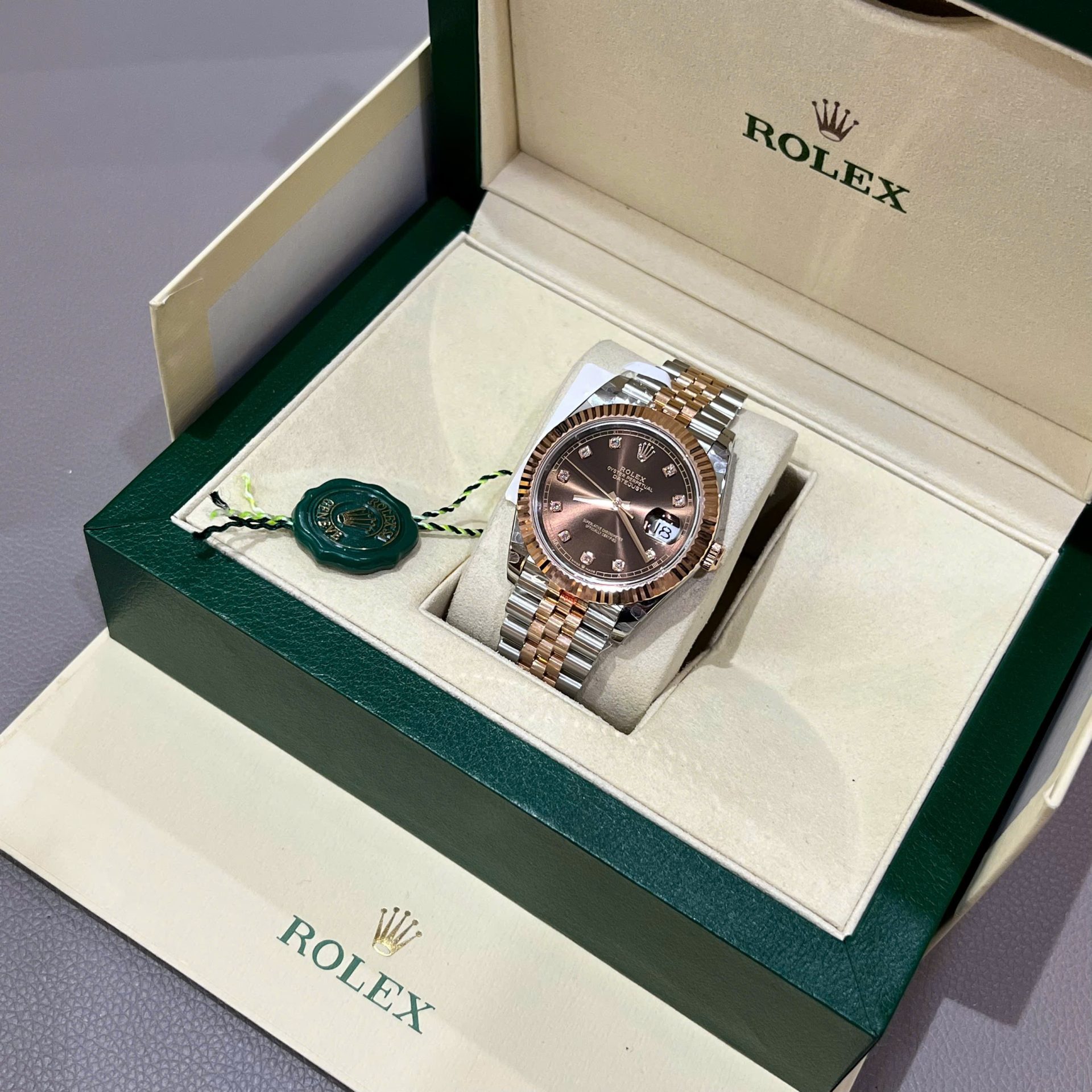 Rolex DateJust Dial Chocolate Replica Watch Custom Gold Wrapped GM Factory 41mm - Elite Watch Atelier