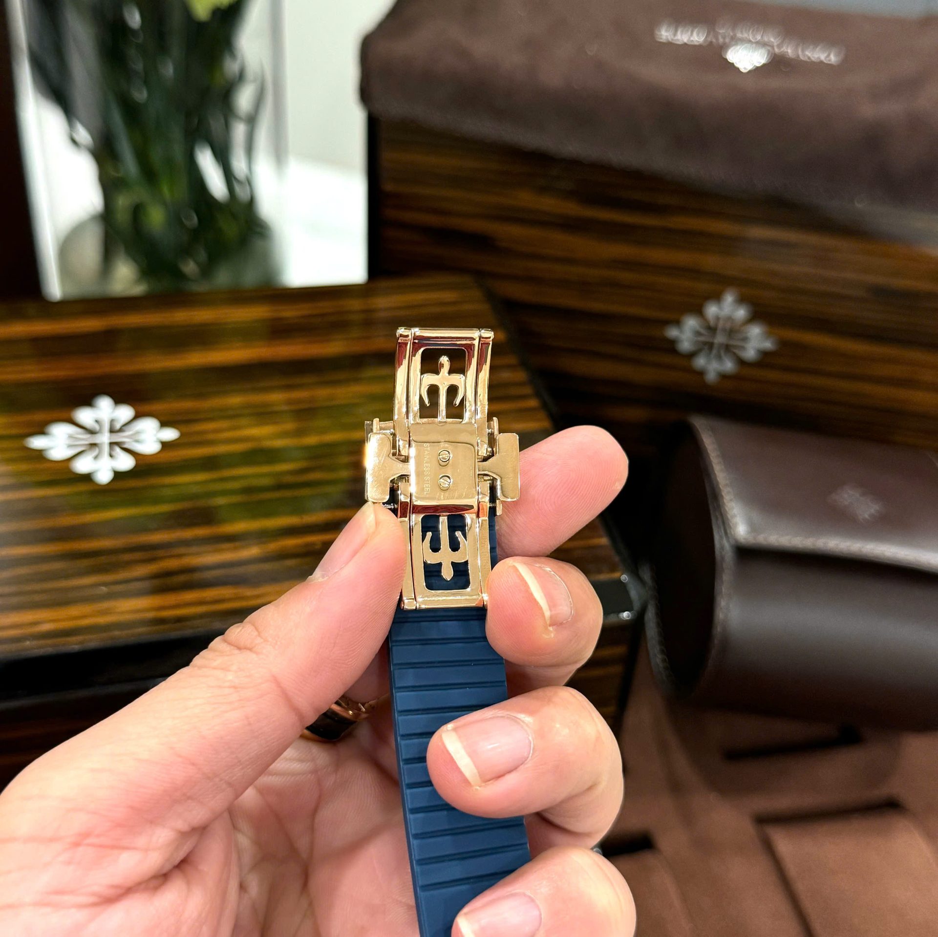 Patek Philippe Aquanaut 5261R Replica Watches Best Quality Blue Dial Rubber Strap 40mm - Top club