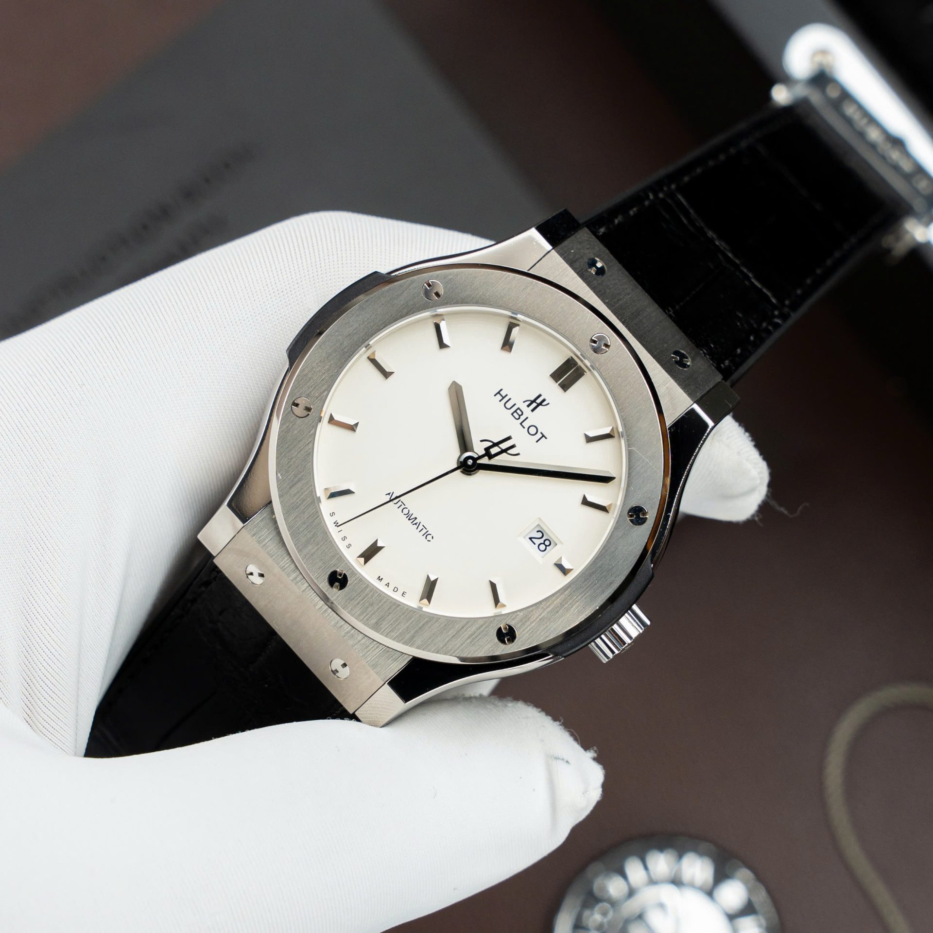 Hublot Classic Fusion Titanium White Dial Replica Watches Movement SW300 Weight 84 Gram 42mm - Elite Watch Atelier