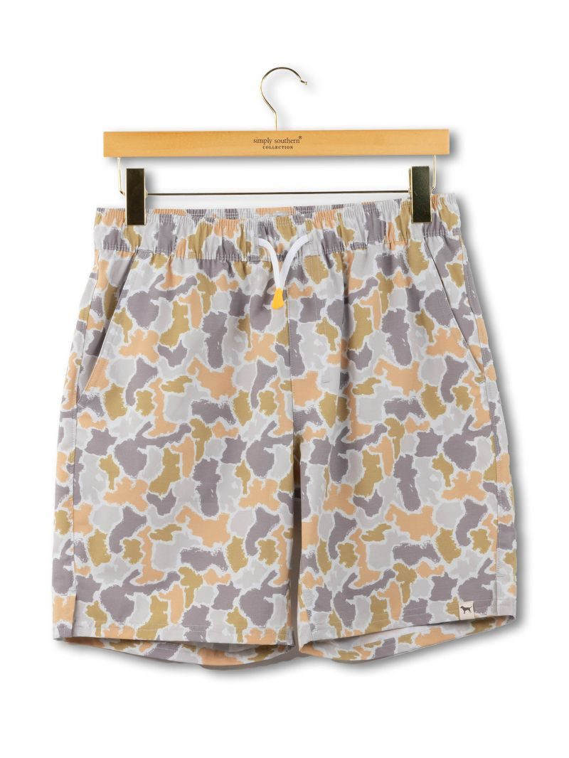 0126-MN-SHRT-CAMO-GRNCMO - Simply Southern Outlet