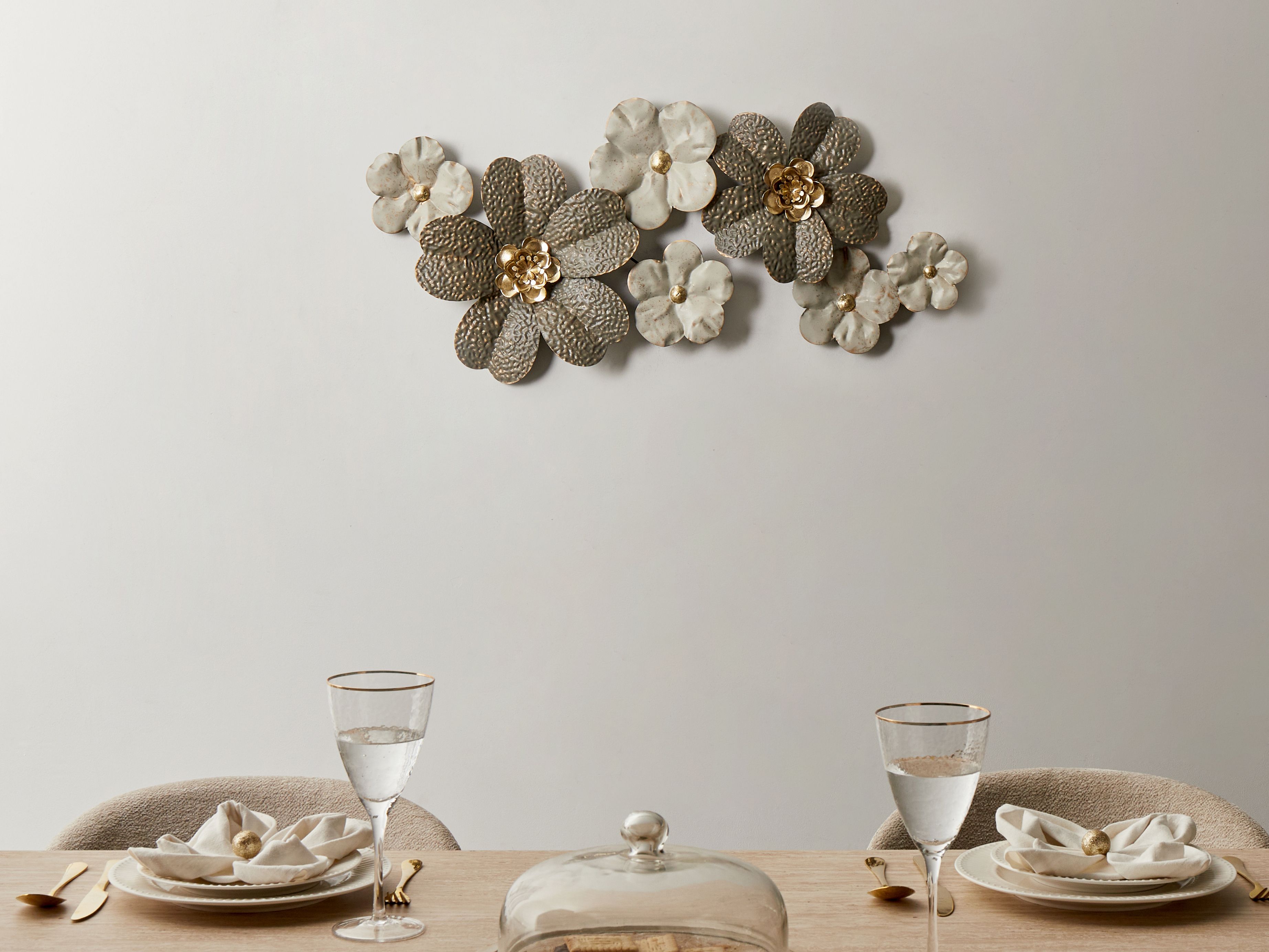 Wall Decor Flower LANTHANUM Metal 52 cm Beige