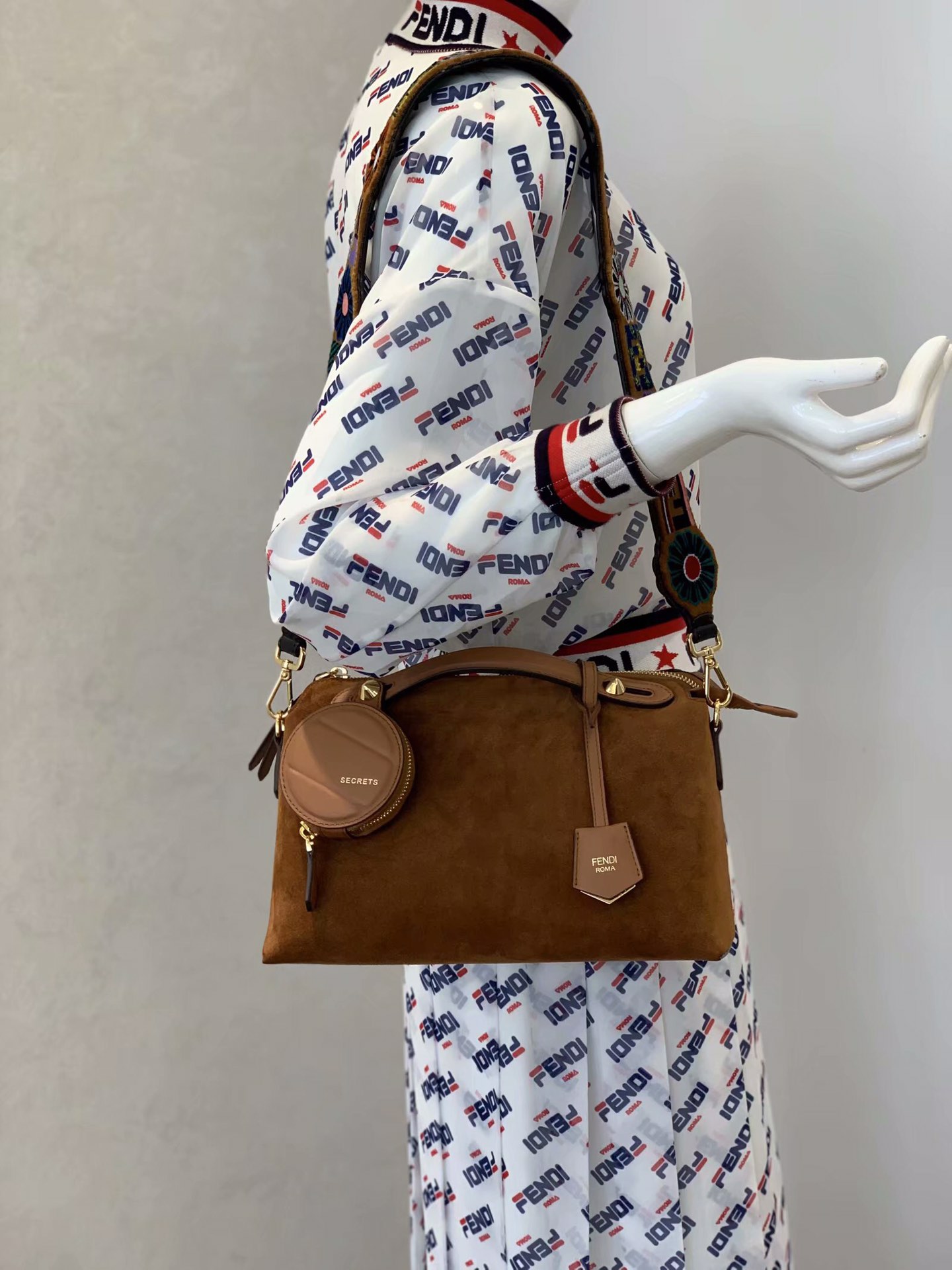 FENDI BY THE WAY - Replicaclubs