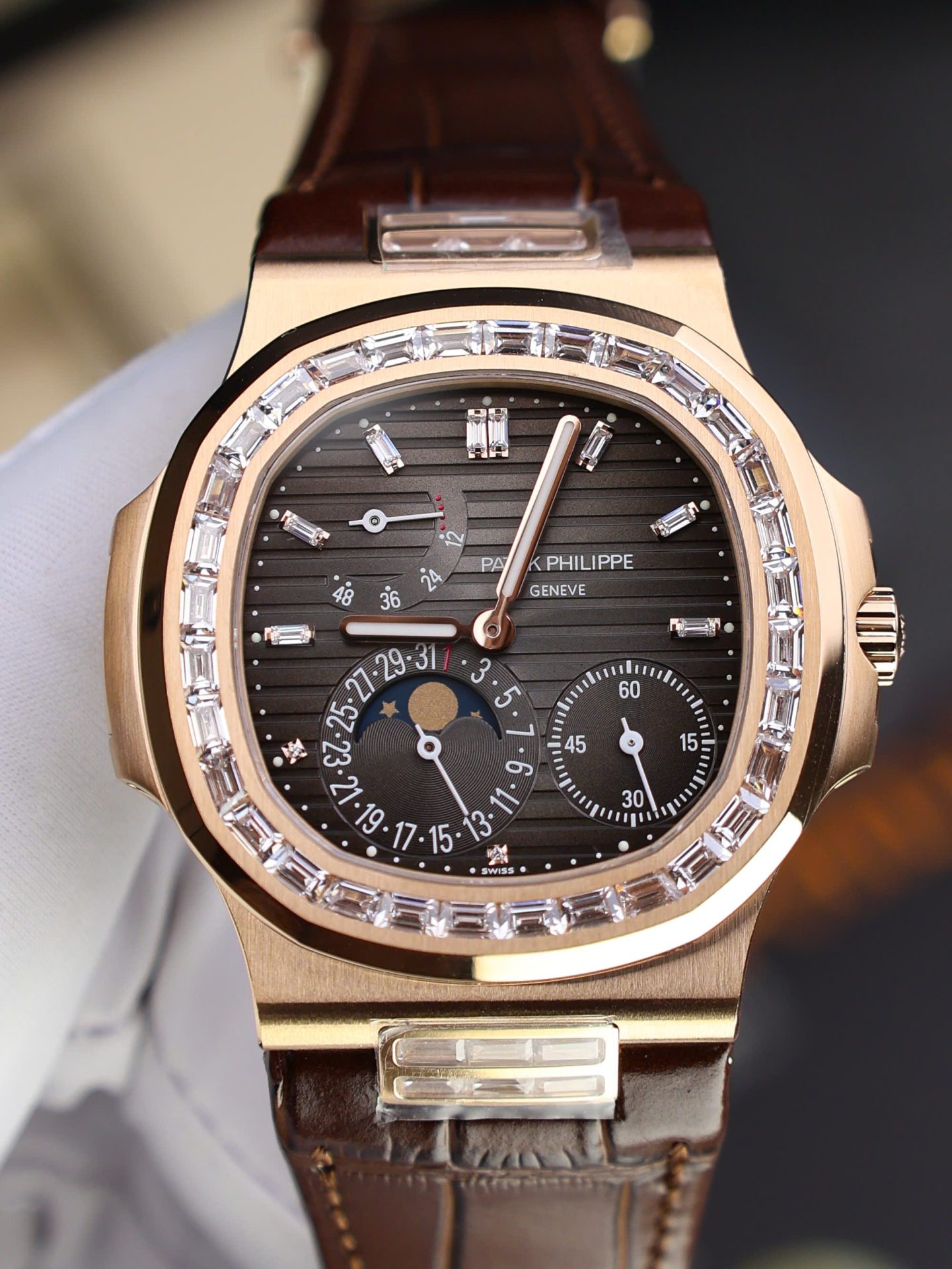 Patek Philippe Nautilus 5724 Rose Gold Replica Watch Full Function PPF Factory 40mm - Top club