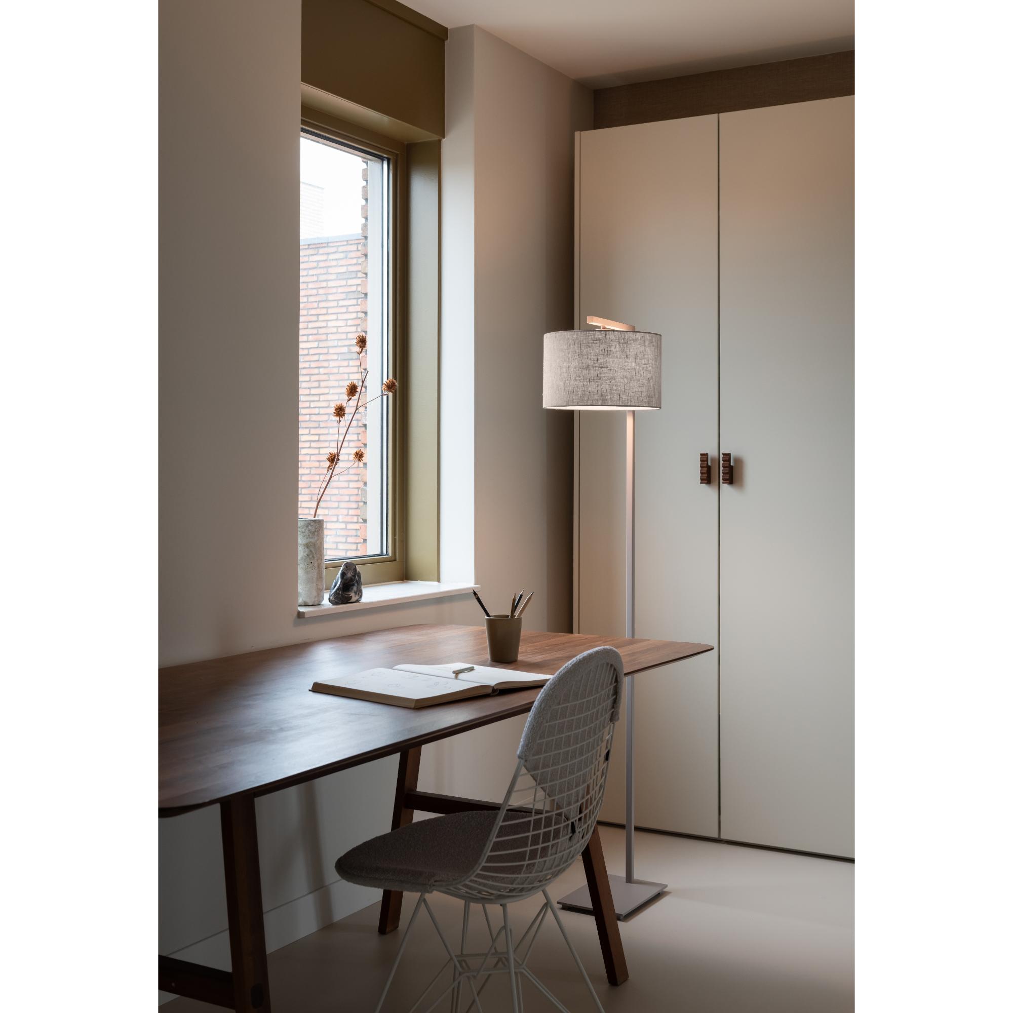 it's about RoMi Boston Vloerlamp Ø 32 - Bruin / Dark Linnen