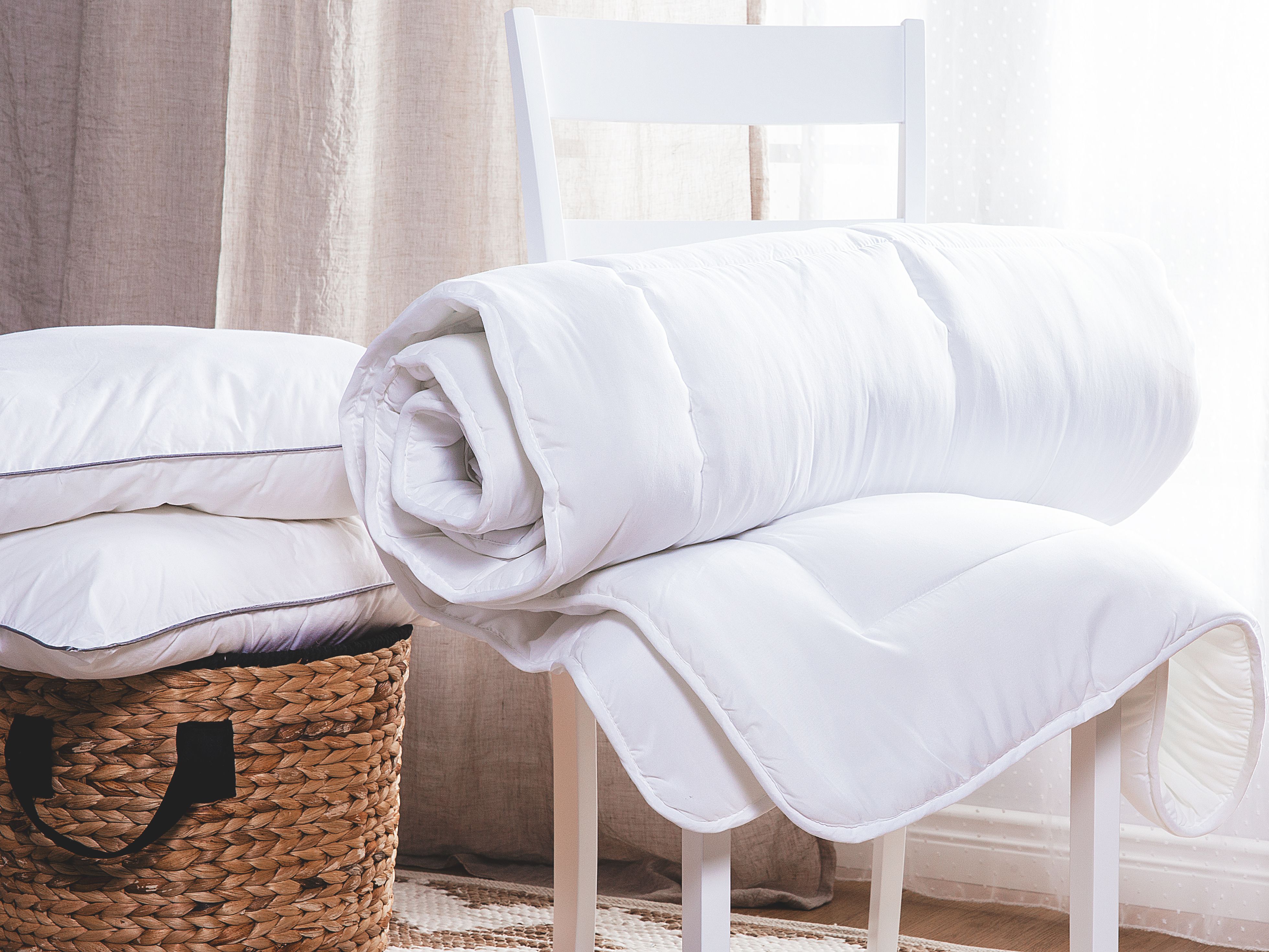 Duvet Polyester Extra Warm 13.5 TOG LEMBERG 220 x 240 cm