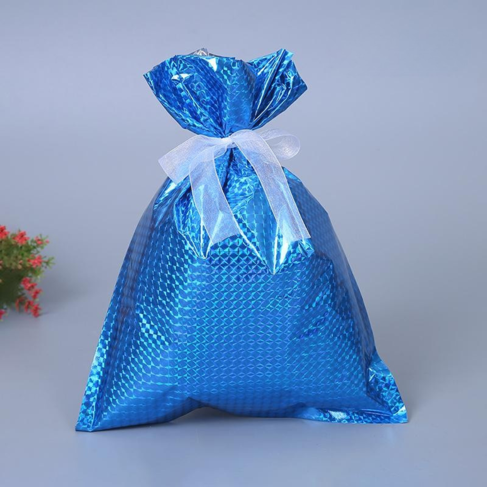 Herbruikbare Kerstcadeauzakjes van Aluminiumfolie – Milieuvriendelijk Inpakken in Diverse Maten met Zilverlint