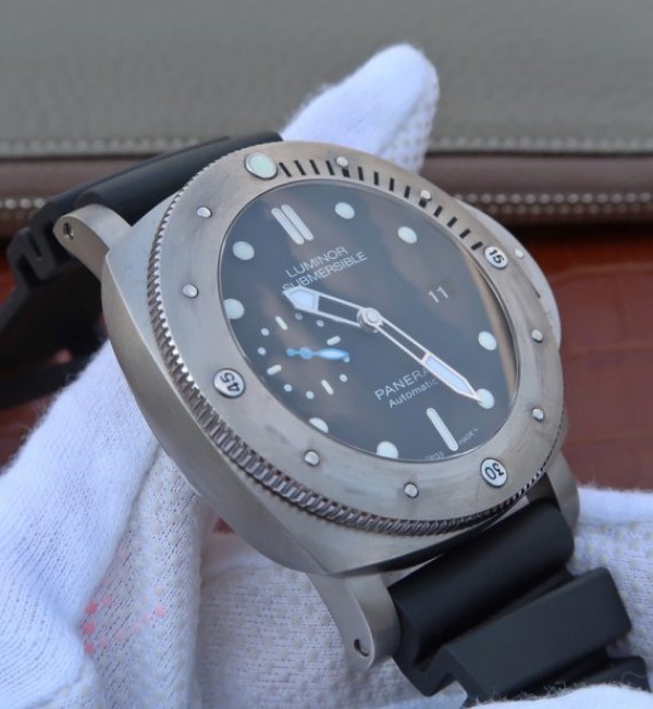 Replica Panerai ZF PAM1305 Titanium Black Dial Rubber Strap P.9010 - Top club