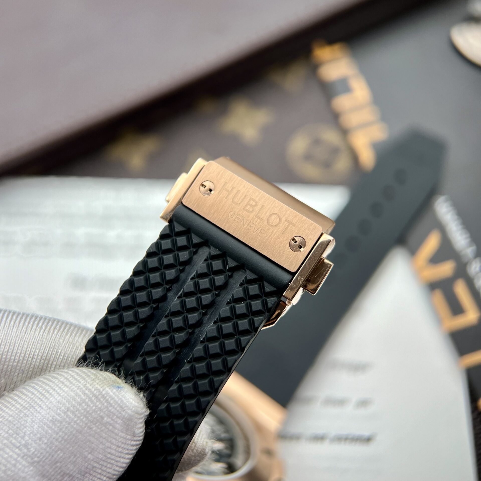 Hublot Fake Watch Big Bang King Gold Choronograph Rubber Strap 44mm - Top club