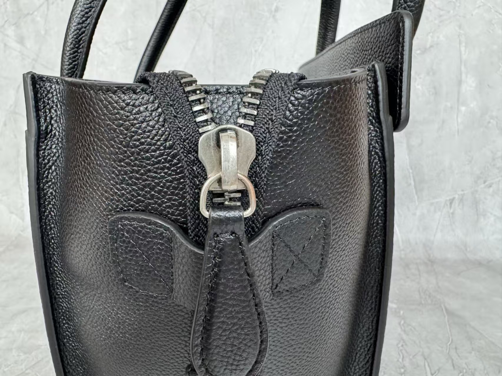 Celine Nano Medium HandBag1:1High-quality replica