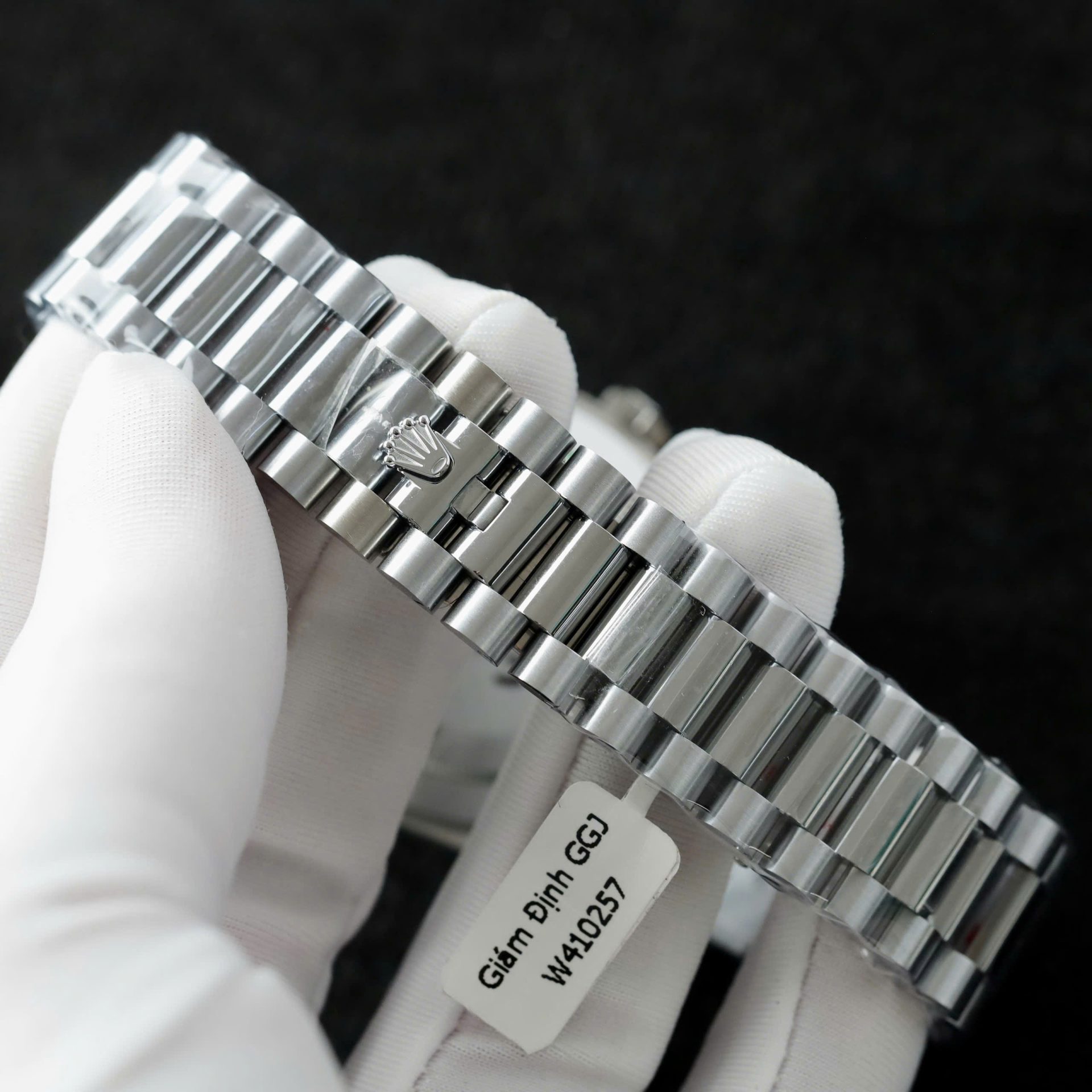 Rolex Day-Date Men Replica Watch Diamonds Moissanite + Sapphire Baguette Custom 40mm - Top club