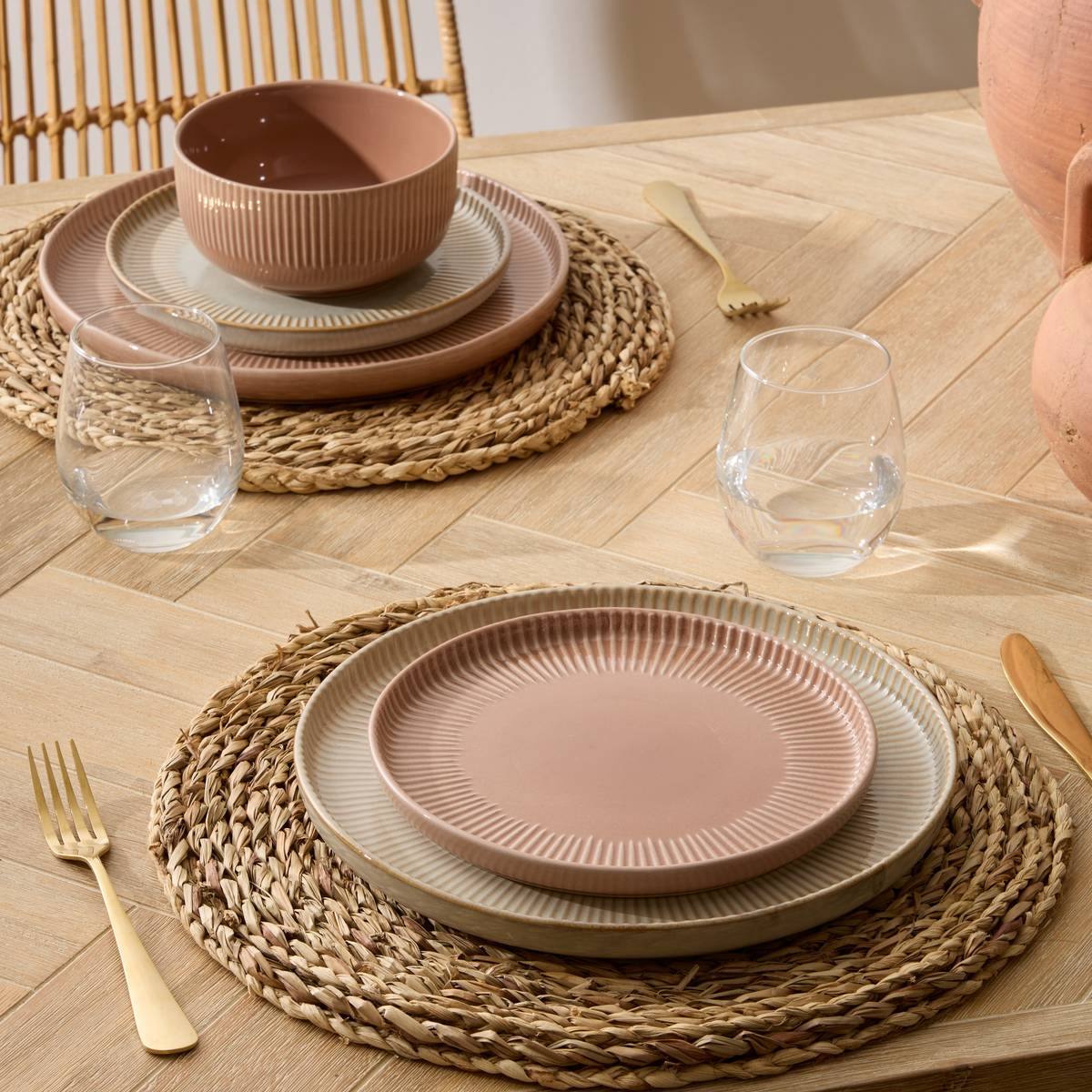 Dessert plate "Chloe" Stoneware (ceramic), D.20.5 cm, Moccha