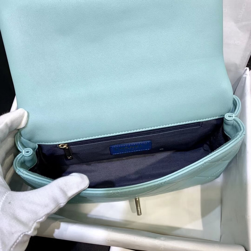 Replica Chanel Flap Bag With Large Bi-Color Chain As13531:1High-quality replica