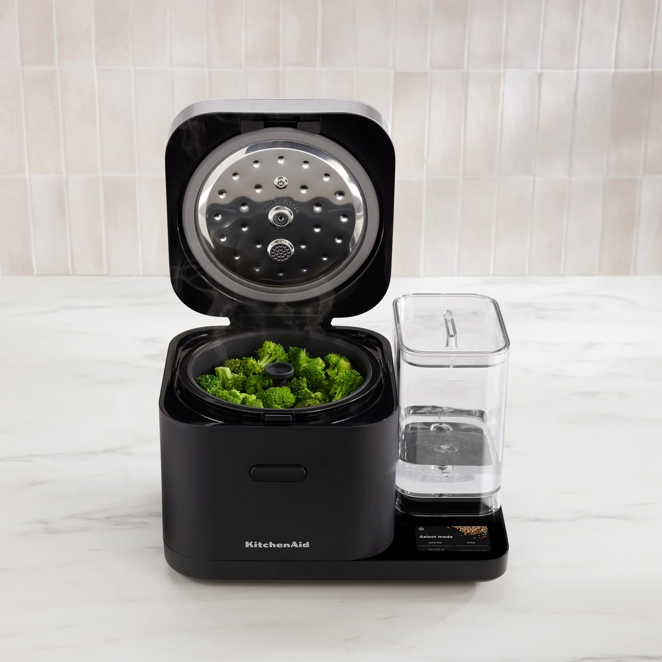 KitchenAid Grain and Rice Cooker 8 Cup with Automatically Sensing Integrated Scale + Water Tank, KGC3155BM - Image 7
