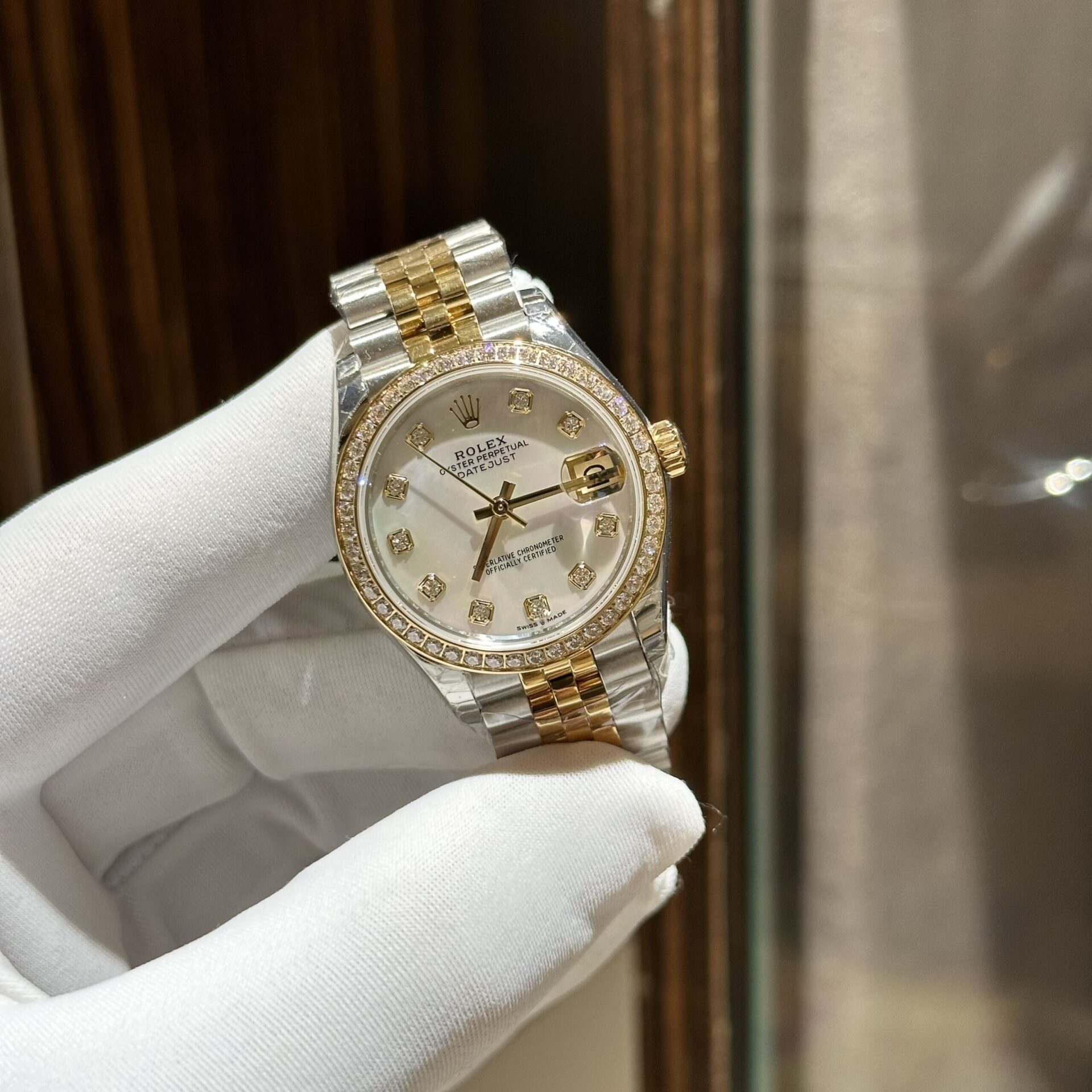 Rolex Replica 11 Watch DateJust Mother of Pearl Dial With Diamonds EW 31mm - Elite Watch Atelier