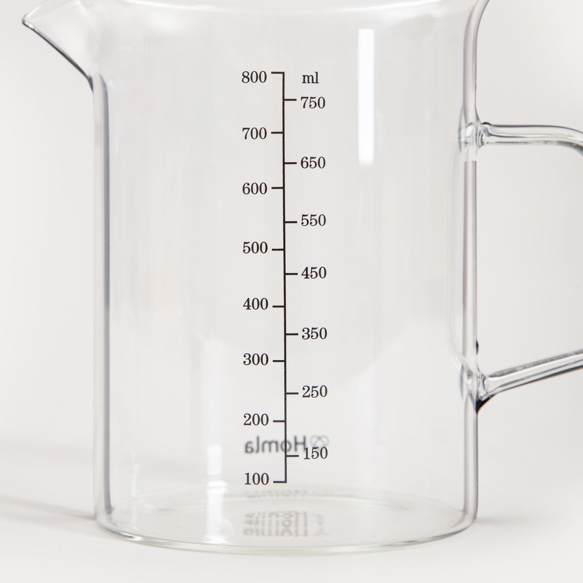 Miarka MAVIS szklana transparentna 0,8 l