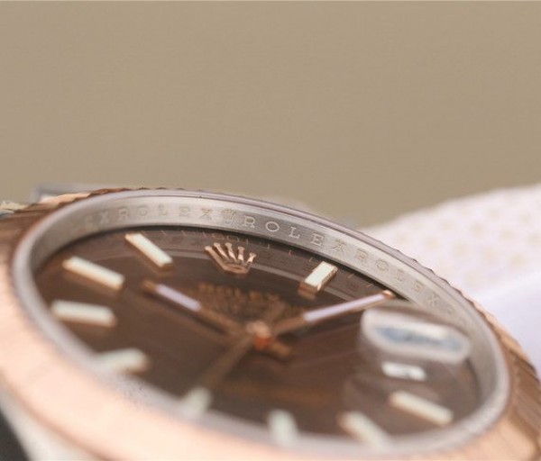 Replica Rolex DateJust 41mm 126331 RG Wrapped Brown Dial SS/RG SS Bracelet A3235 - Elite Watch Atelier