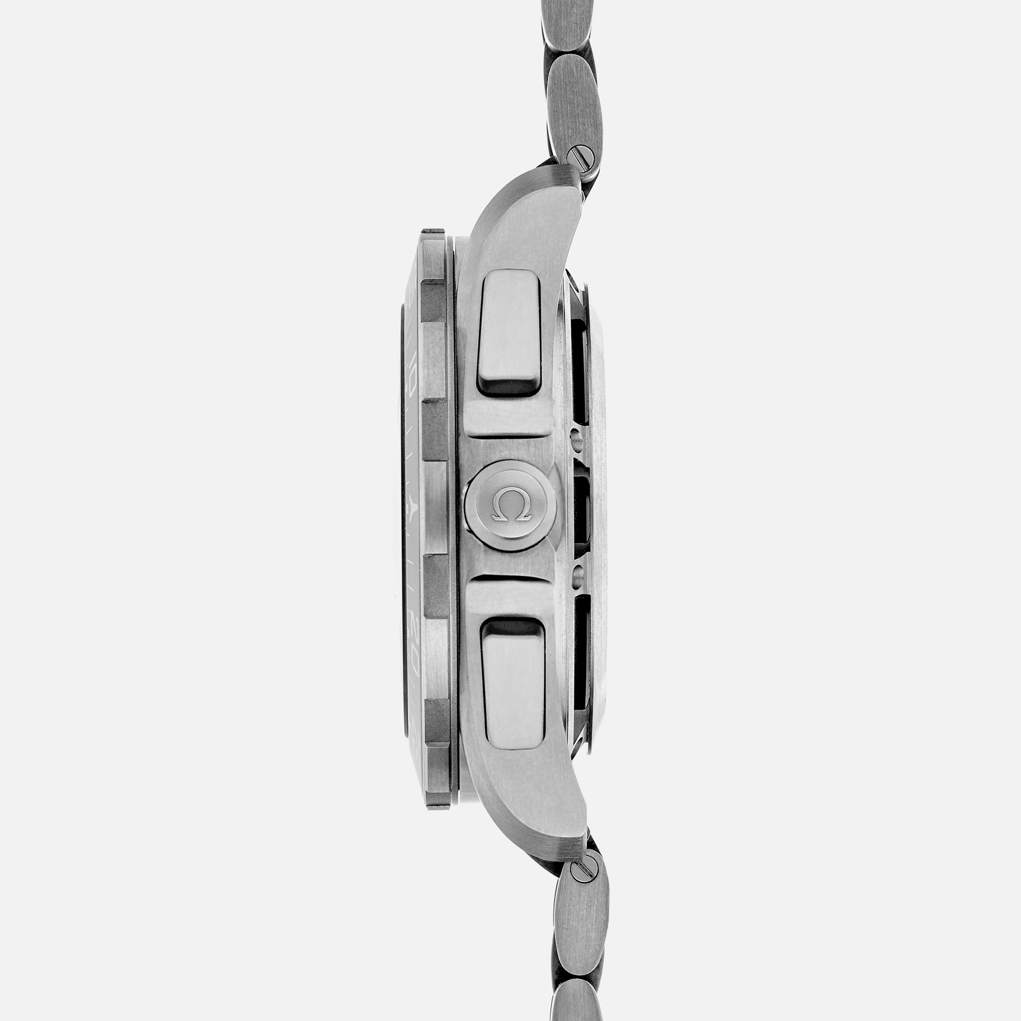 Speedmaster Skywalker X-33 Chronograph 45mm Titanium(1:1 replica) - Top club