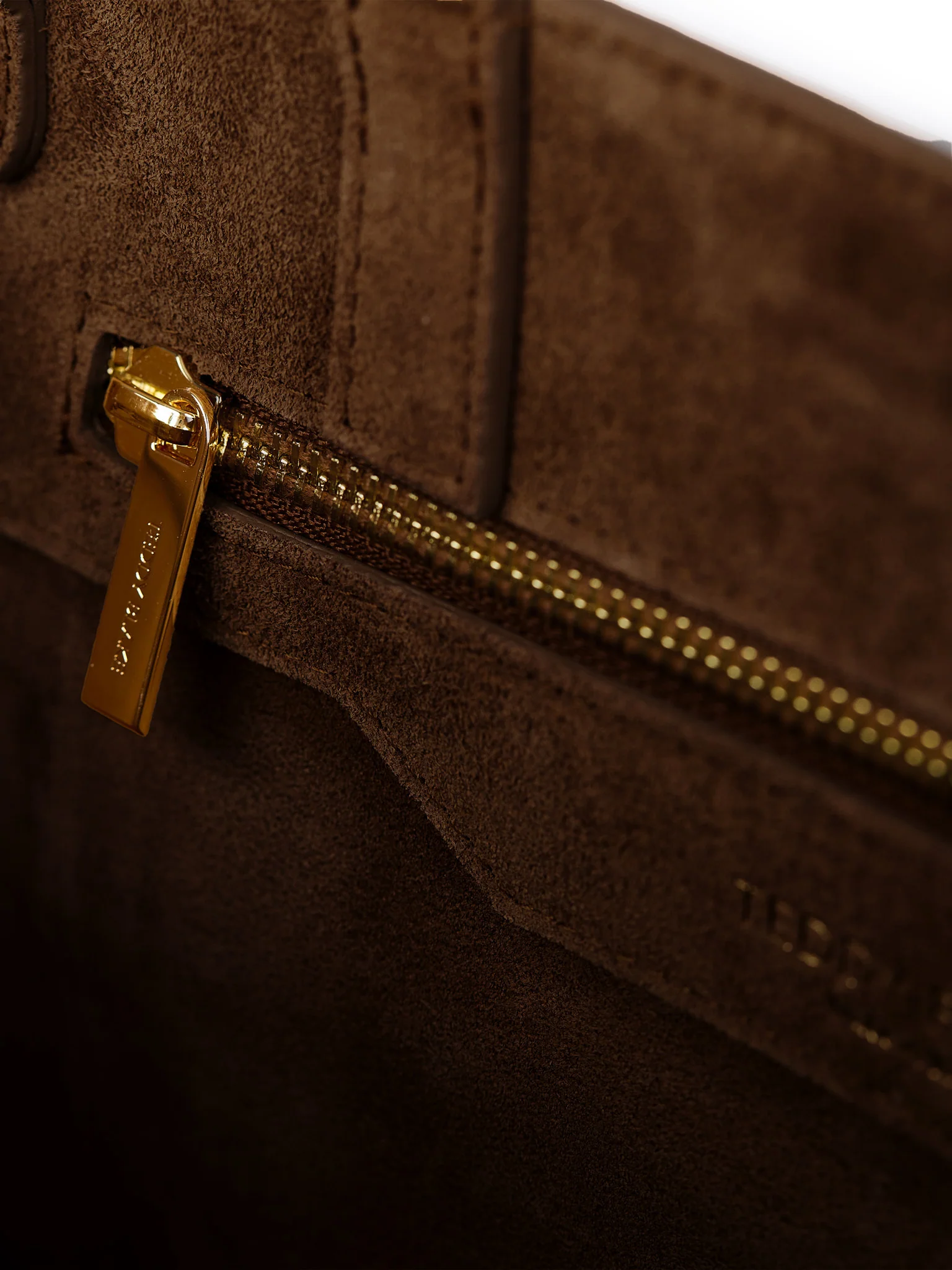 Lola Suede 12
