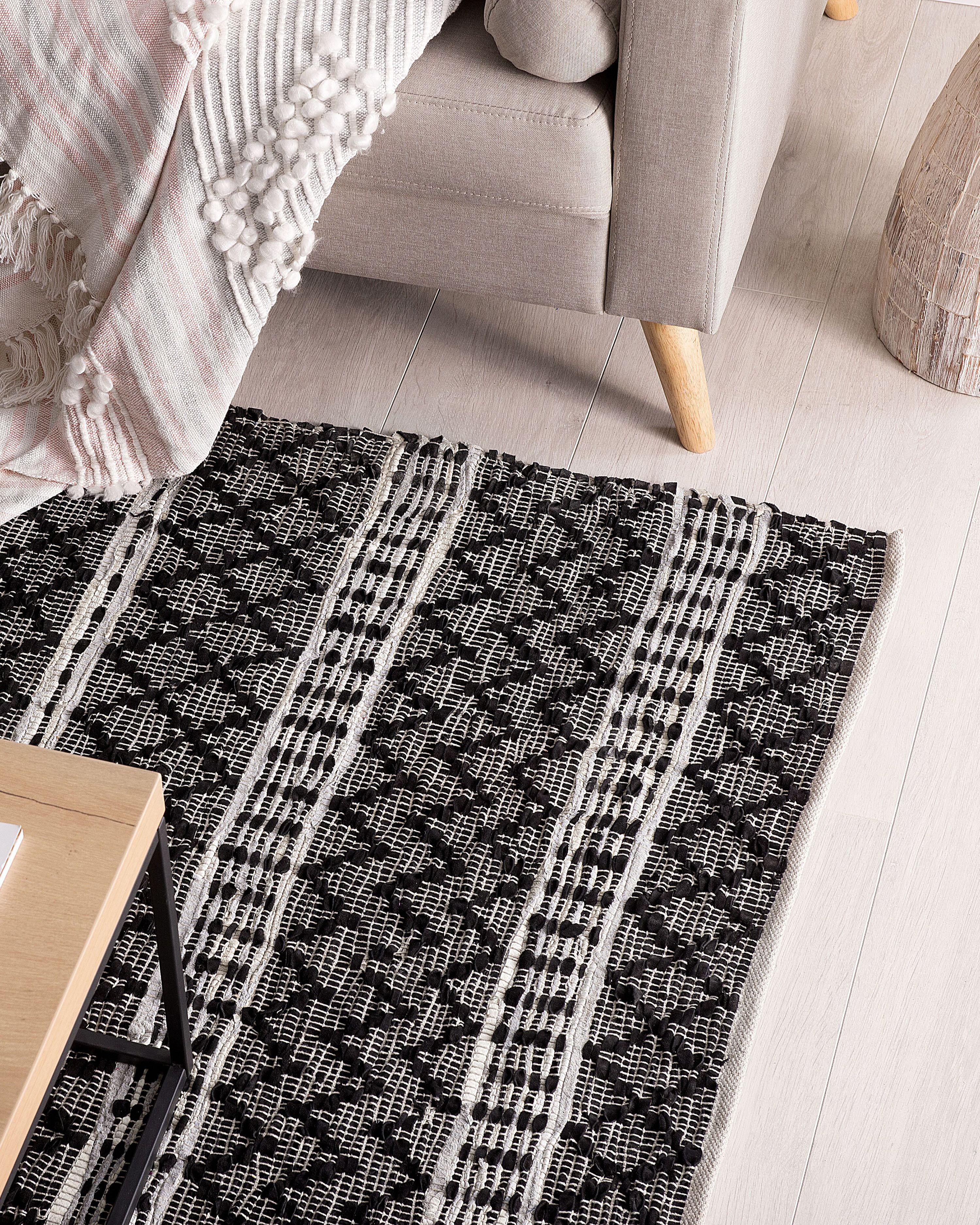 Rug FEHIMLI Black 140 x 200 cm Leather