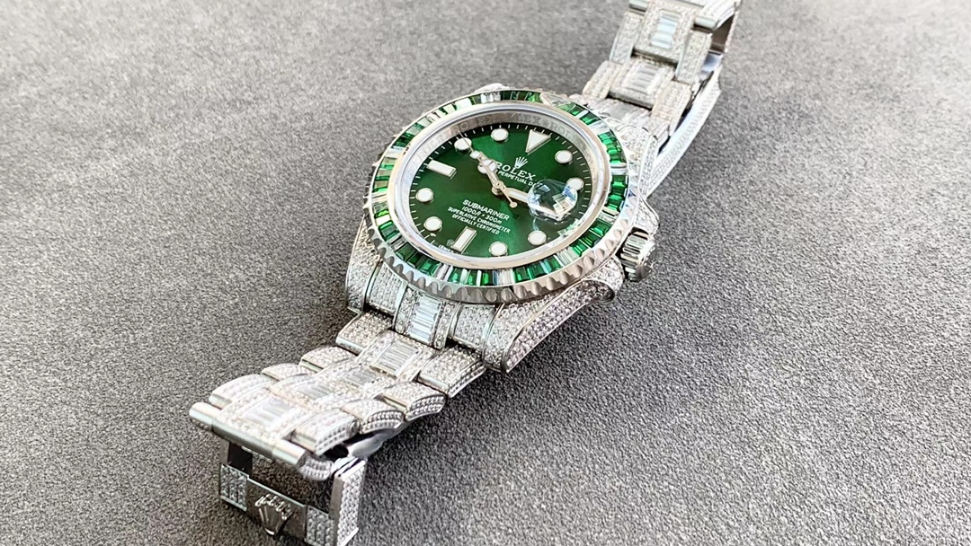 Rolex Submariner Special Diamonds - Green Diamonds - All Diamonds - 40mm(1:1 replica) - Top club
