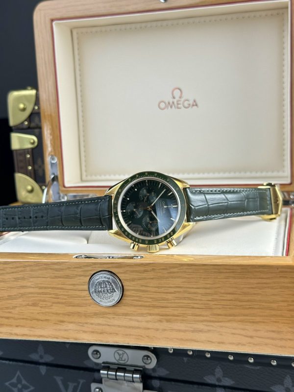 Omega Speedmaster Moonwatch Replica Watches Green Dial RM Factory 44mm - Elite Watch Atelier