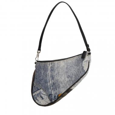 Dior Saddle shoulder bag in black grained leather1:1High-quality replica