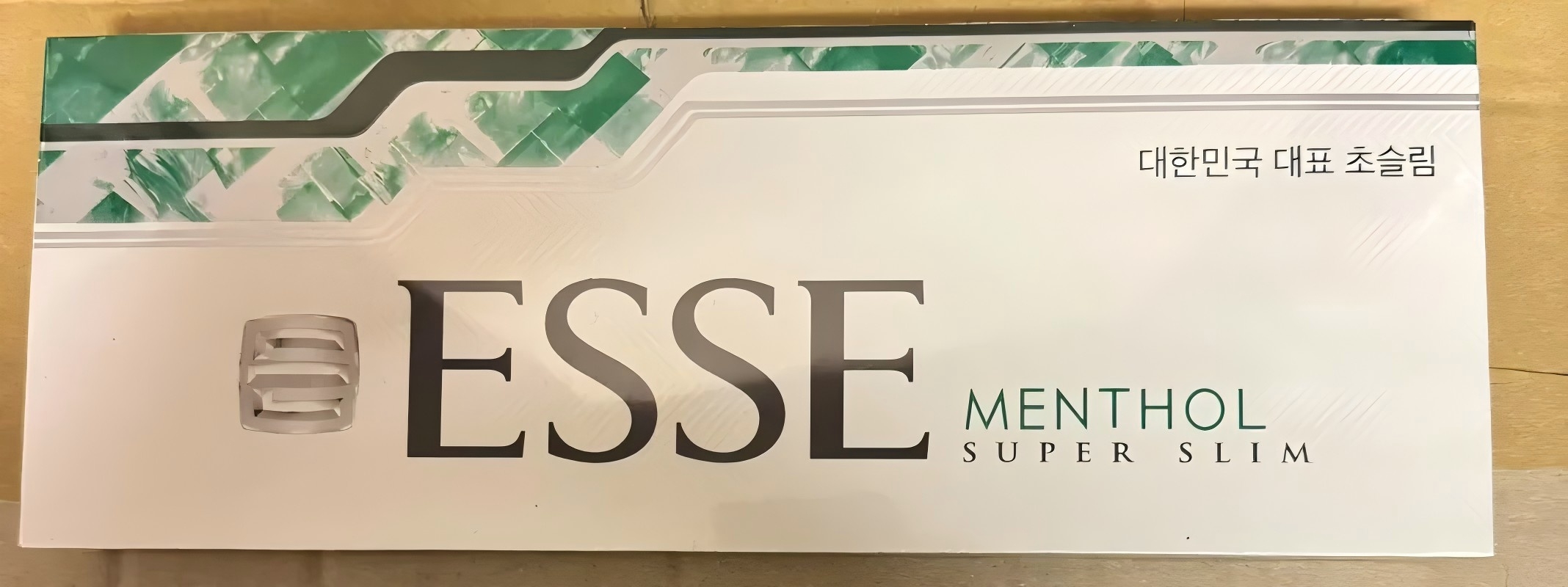ESSE Menthol (Mechanical Green) Super Slim
