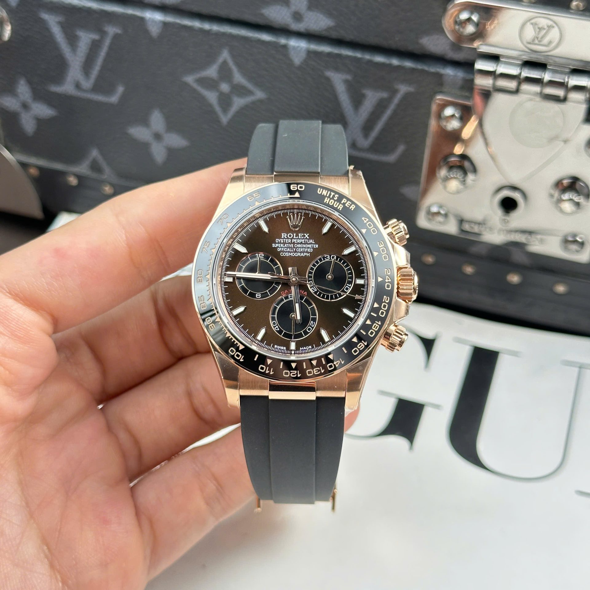 Rolex Cosmograph Daytona 126515 Fake Watches Chocolate Dial Rubber Strap THB Factory 40mm - Elite Watch Atelier