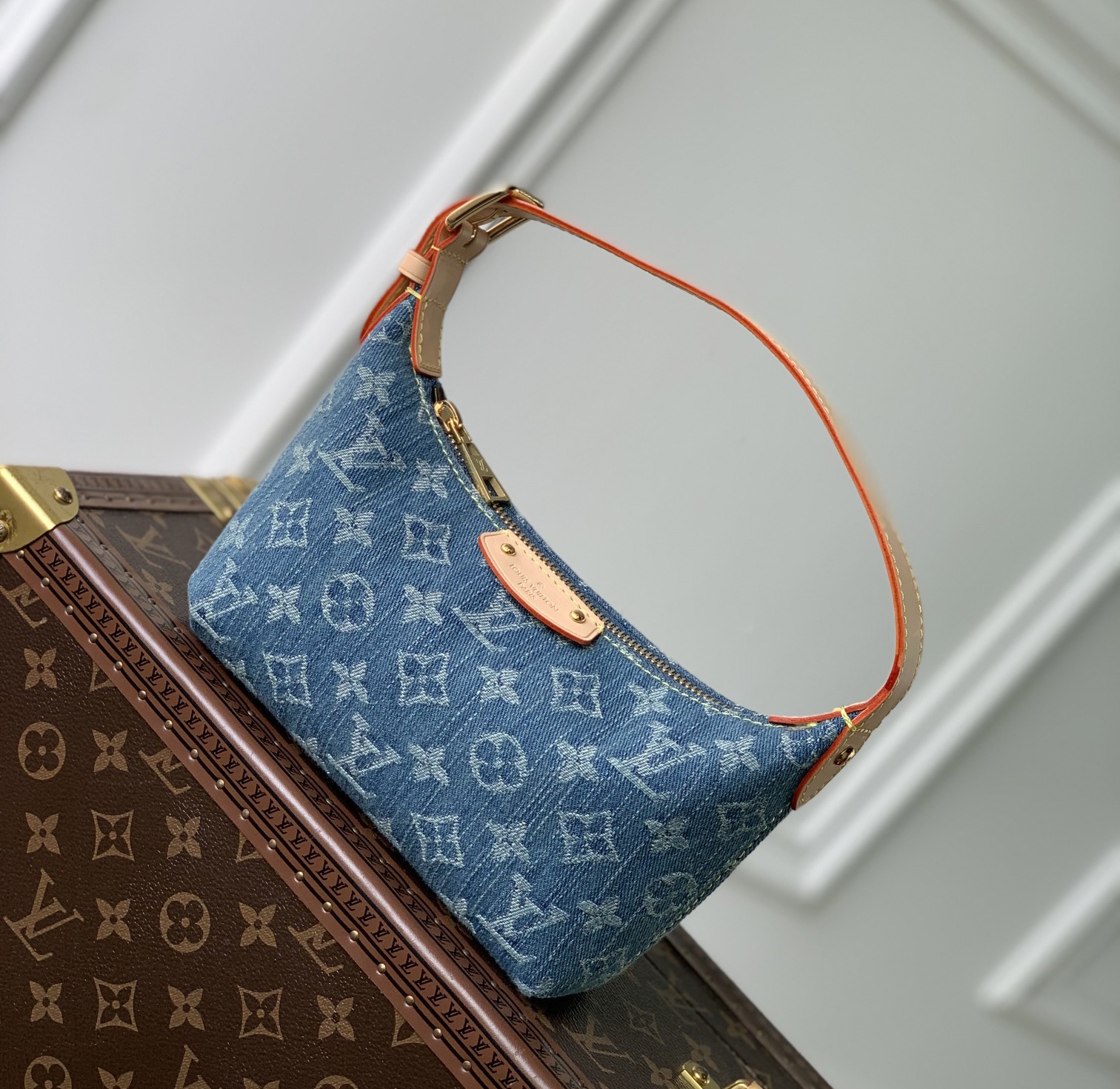Louis Vuitton LV HILLS POCHETTE Denim Handbag M829491:1High-quality replica