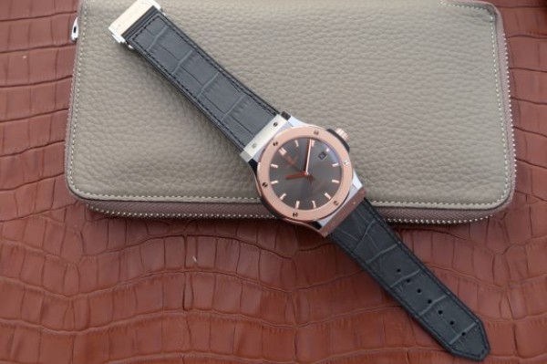 Replica Hublot Classic Fusion 42mm RG JJF Gray Dial Gray Gummy Strap A2892 - Top club