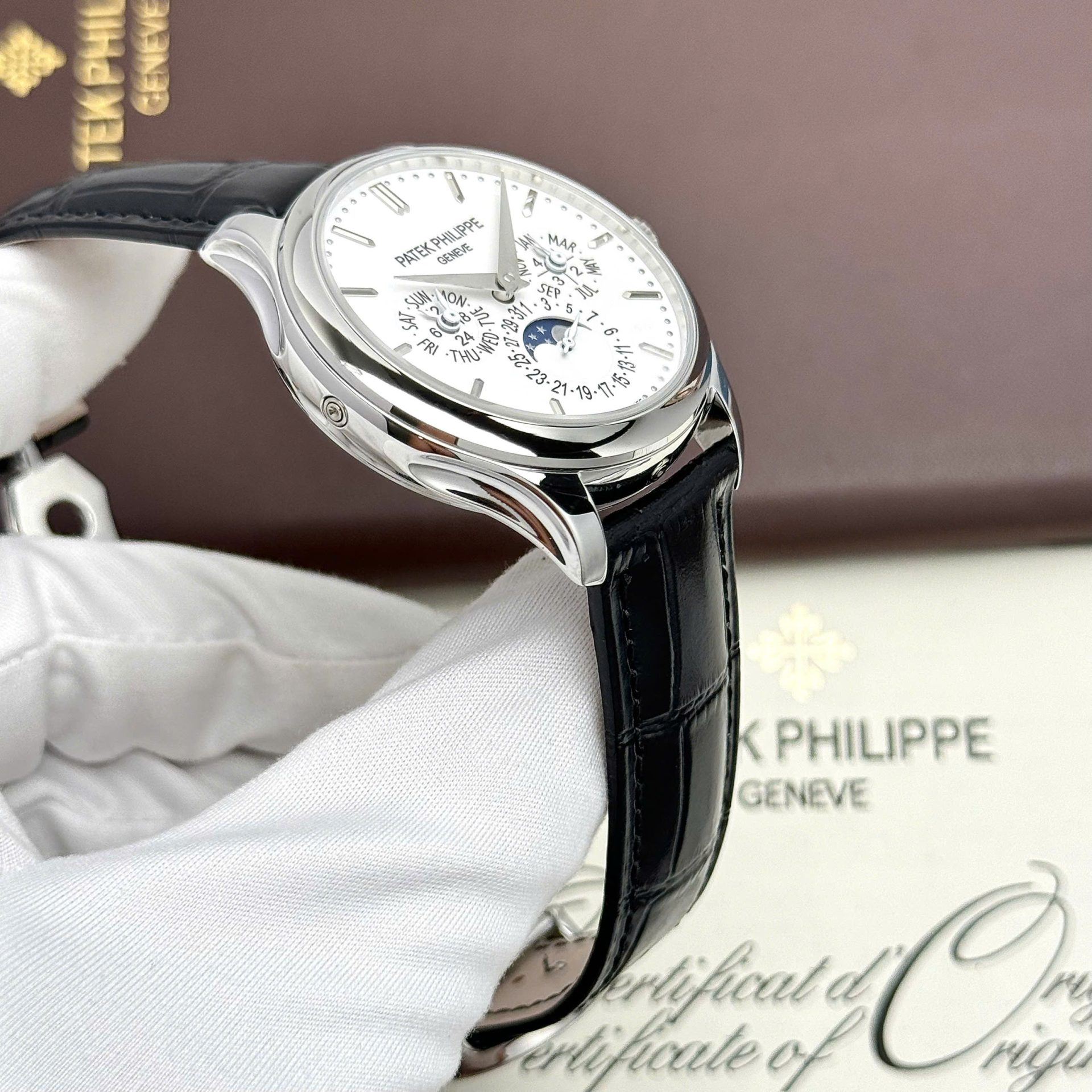 Patek Philippe Best Replica Watches Grand Complications 5327G Automatic Movement White Dial 40mm - Top club