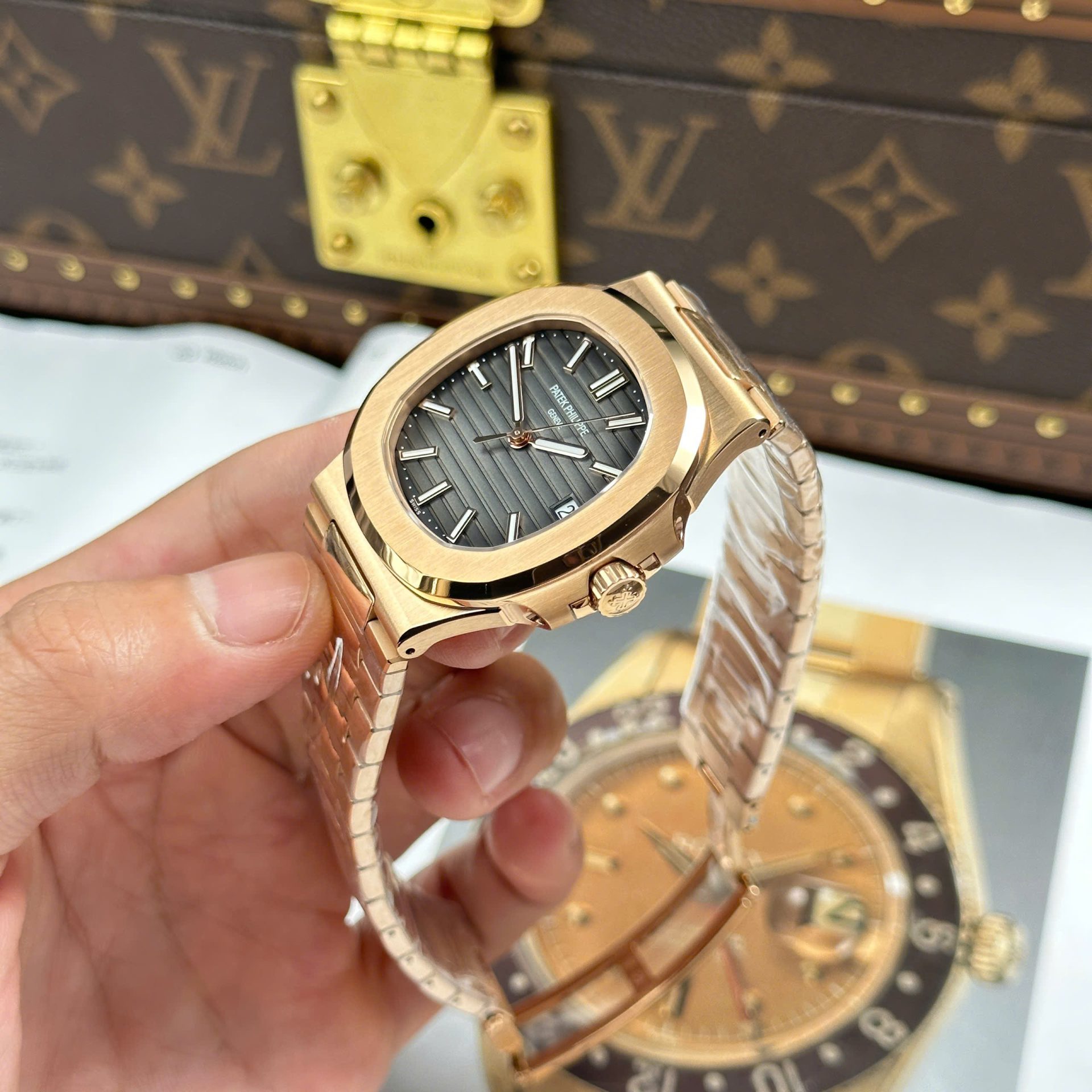 Patek Philippe Nautilus 5711 Knock Off Watches Gray Dial Automatic Movement 3K Factory 40mm - Top club