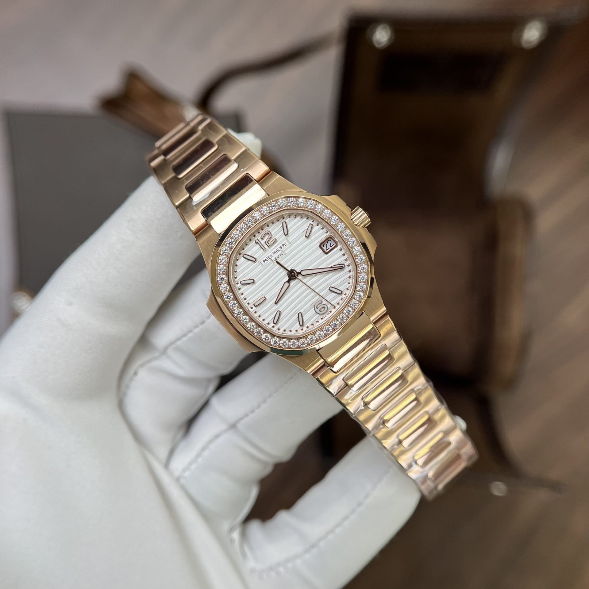 Patek Philippe Replica 11 Watch Nautilus 7010 Rose Gold With Stone Metal Strap 32mm - Top club
