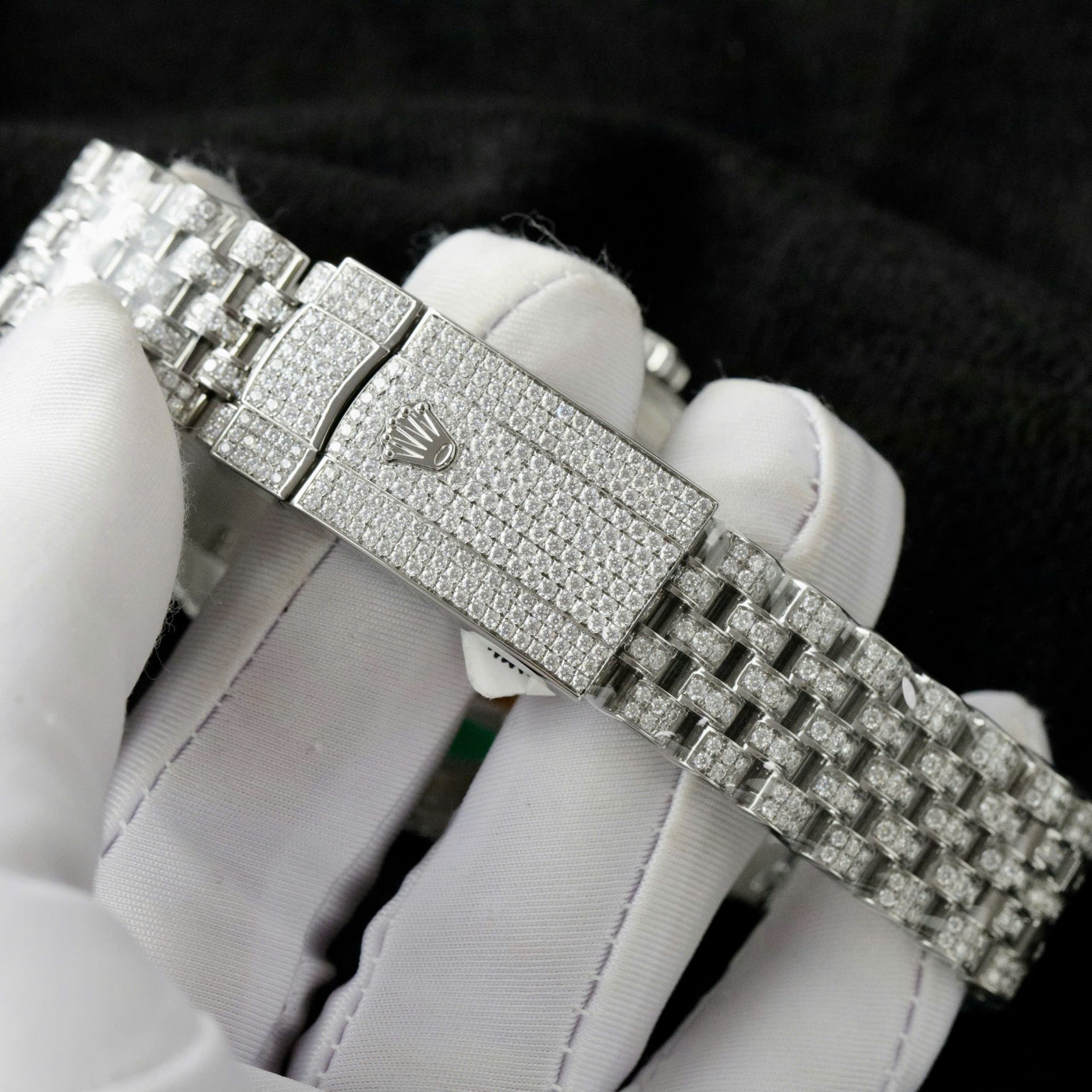 Rolex DateJust Best Copies Watch Dial Wimbledon Encrusted Moissanite Hong Kong 41mm - Elite Watch Atelier