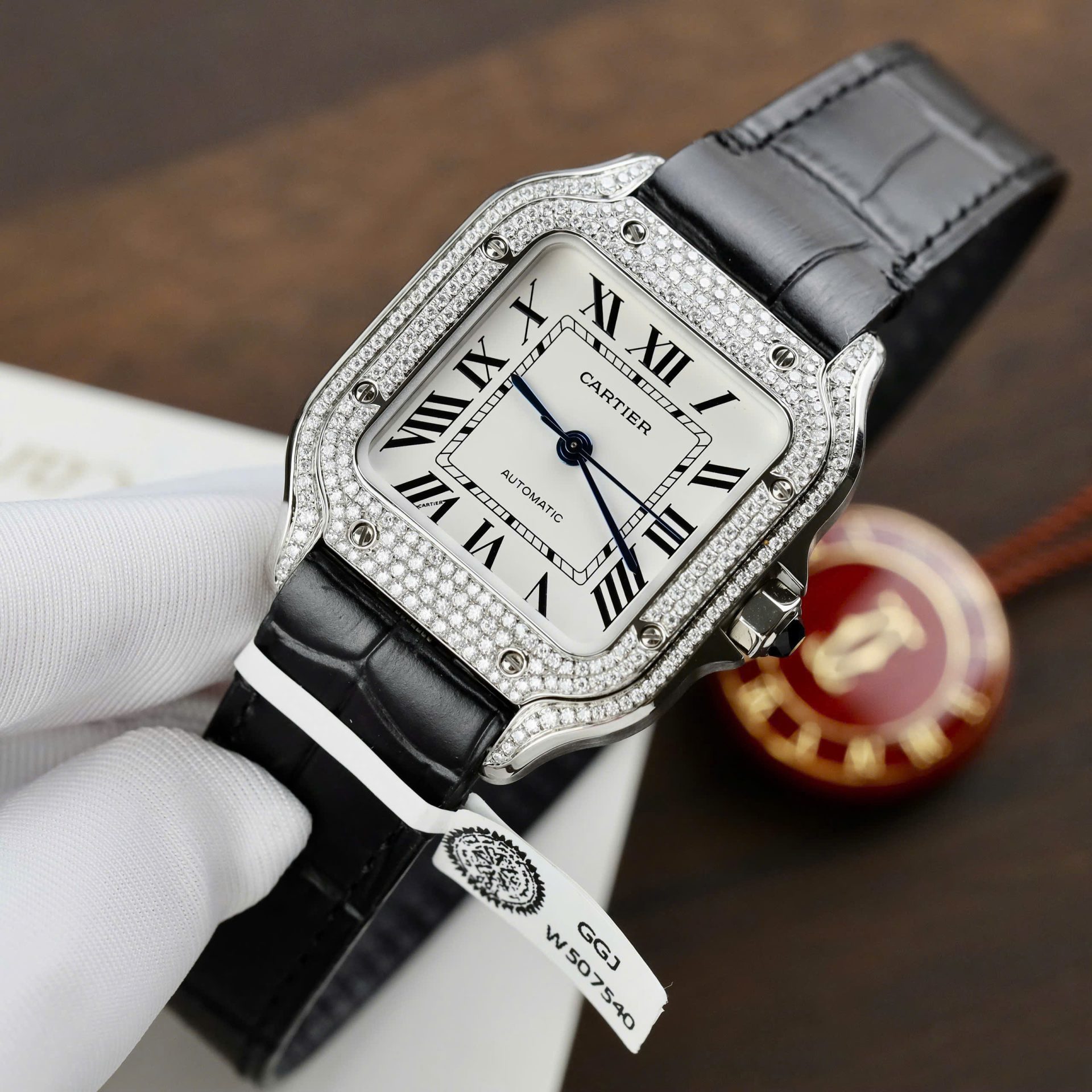 Cartier Santos Women��s White Dial Copies Watches Moissanite Diamonds Custom BV Factory 35.2mm - Top club