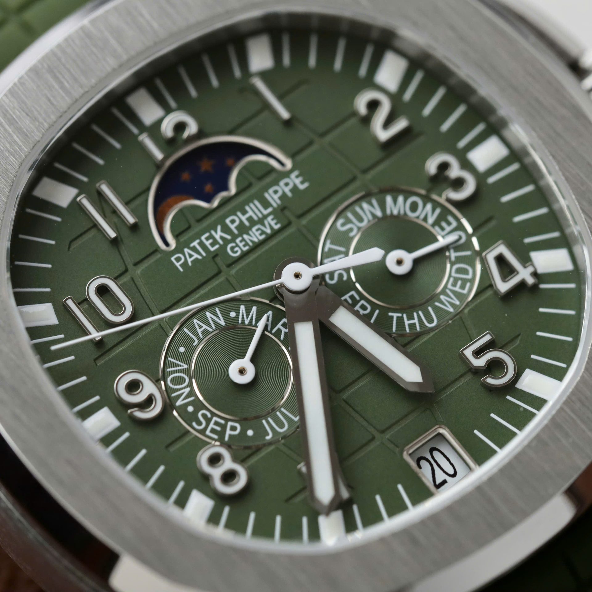 Patek Philippe Best Replica Watch Aquanaut 5261G Automatic Swiss Movement Green Dial 40mm - Top club