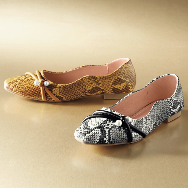 Classique Snake and Pearl Flat - MIDNIGHT VELVET CATALOG