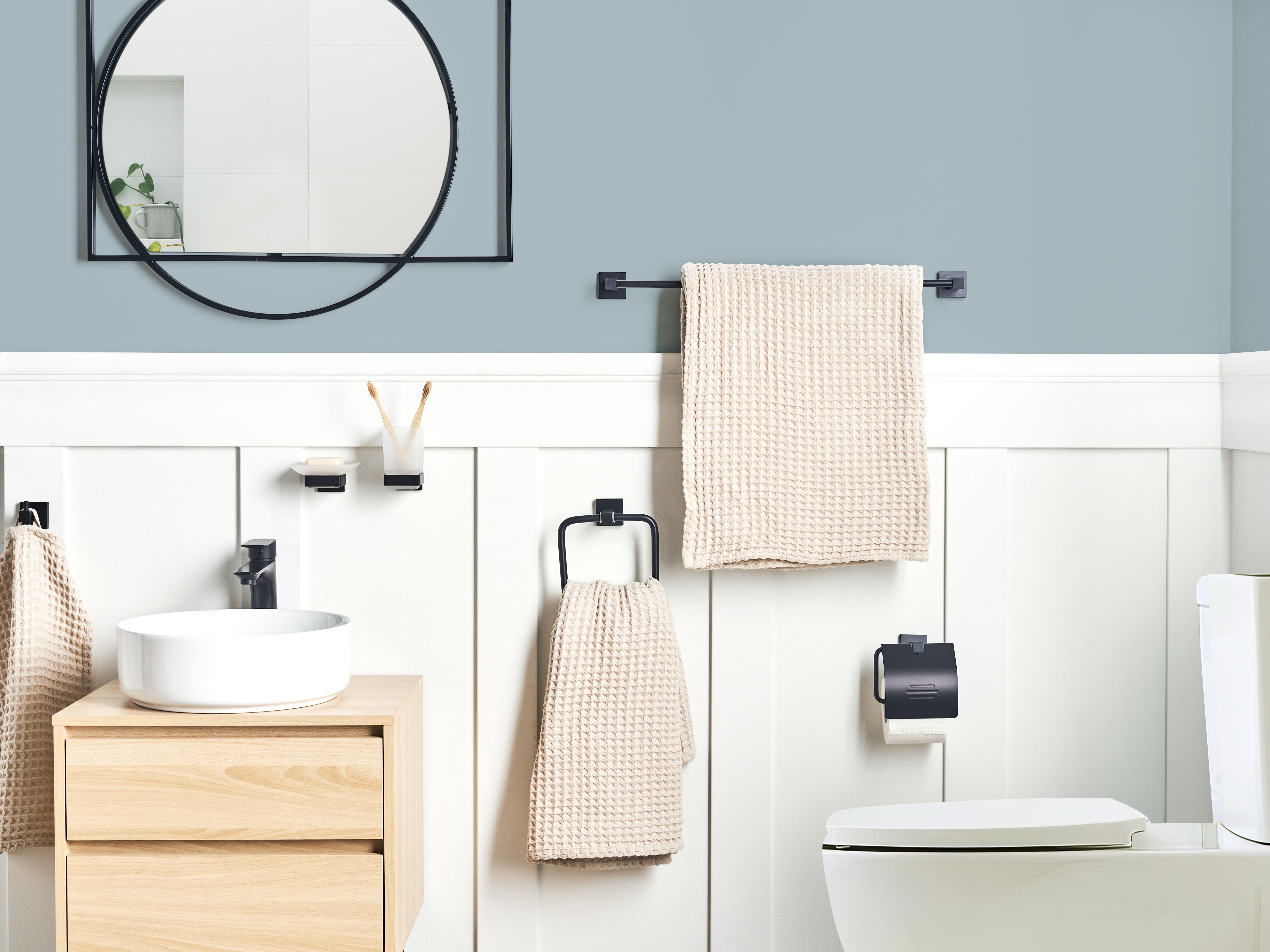 6-Piece Bathroom Hardware Set UVITA with Towel Bars and Hooks Black
