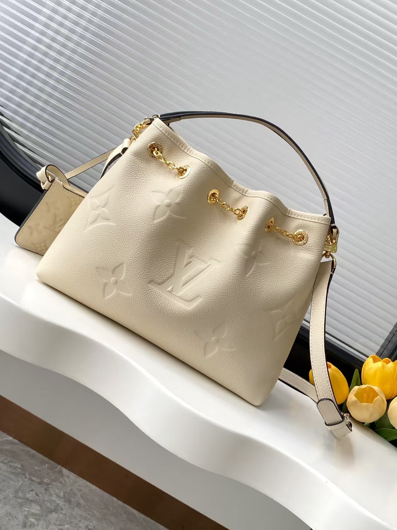 Louis Vuitton Bundle Embossed HandBag1:1High-quality replica