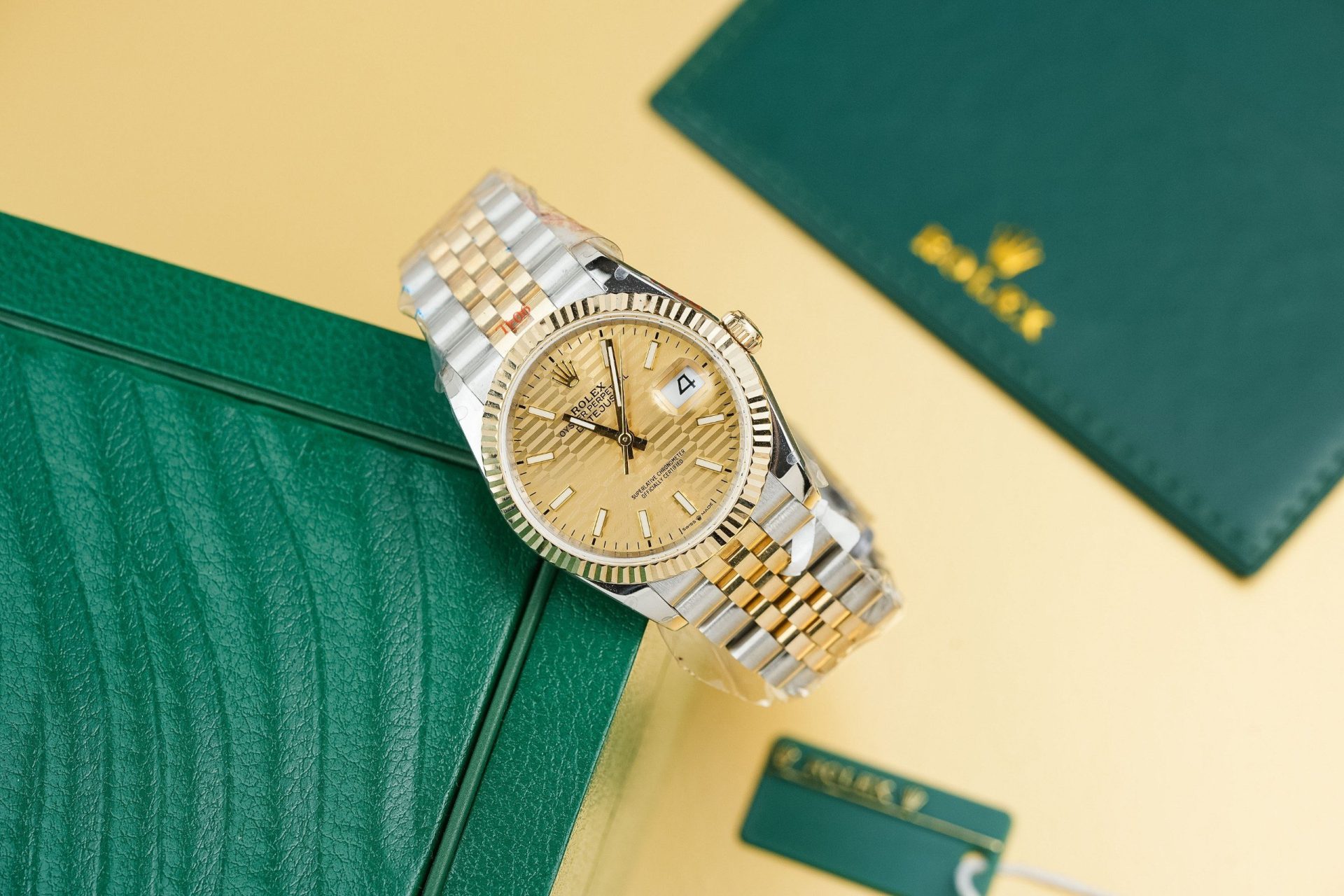 Rolex Best Replica Watch DateJust 126233 Yellow Champagne Fluted Dial Gold Wrapped 36mm - Elite Watch Atelier